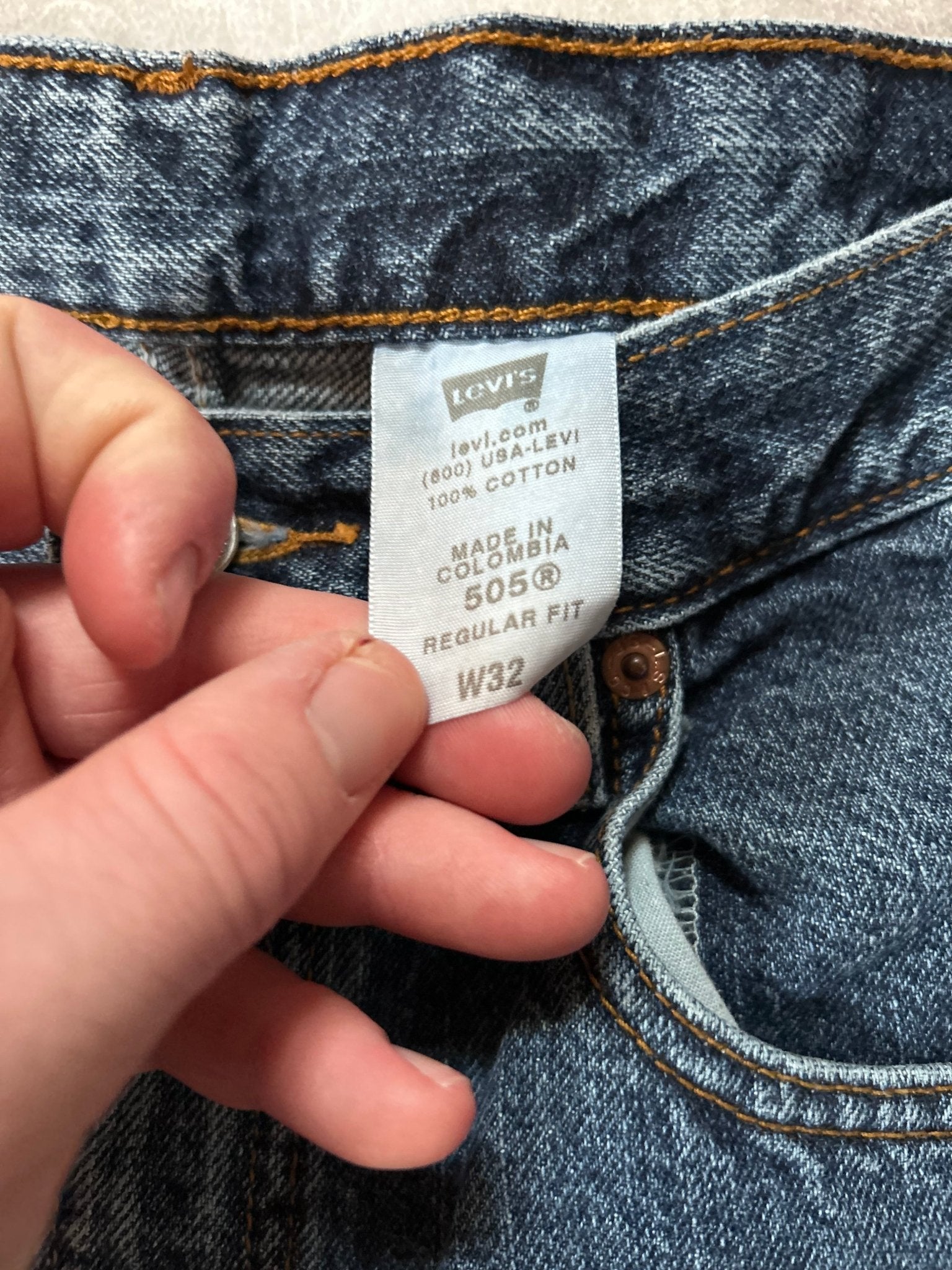 2000s Vintage Levi's 505 Dark Wash Jorts 32 - 32 | Martin City Vintage