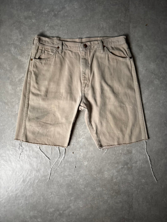 2000's Vintage Cut Wrangler Beige Shorts - 36W - 36 | Martin City Vintage