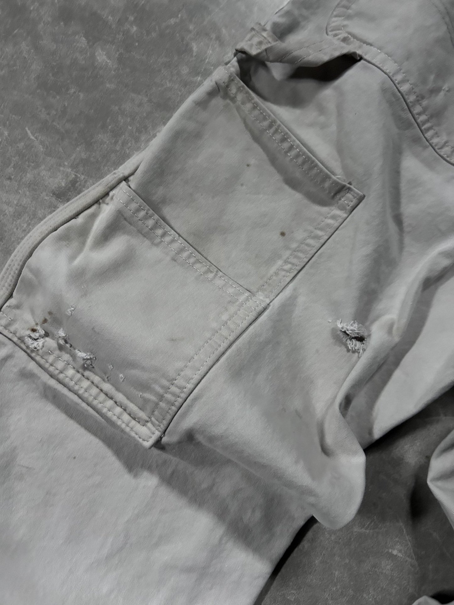 2000s Vintage Dickies Distressed White Painter Pants 30 x 32 - 30 | Martin City Vintage