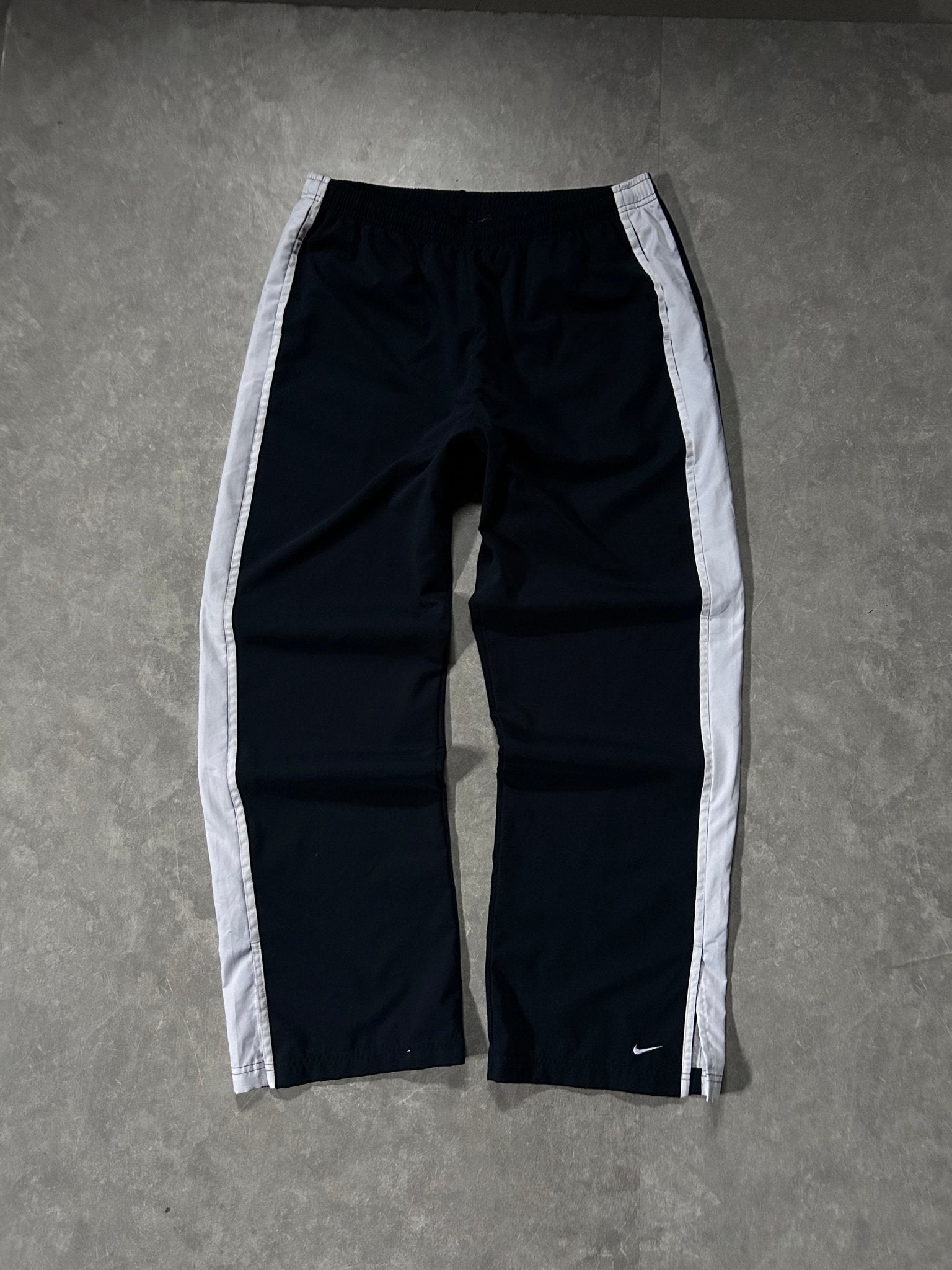 2000s Vintage Nike Navy Track Pants - L - L | Martin City Vintage