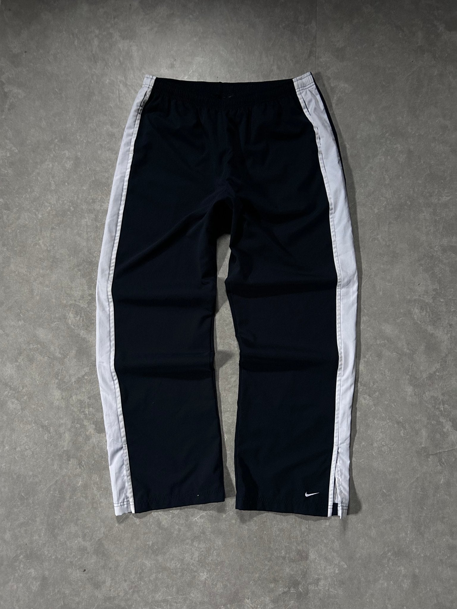 2000s Vintage Nike Navy Track Pants - L - L | Martin City Vintage