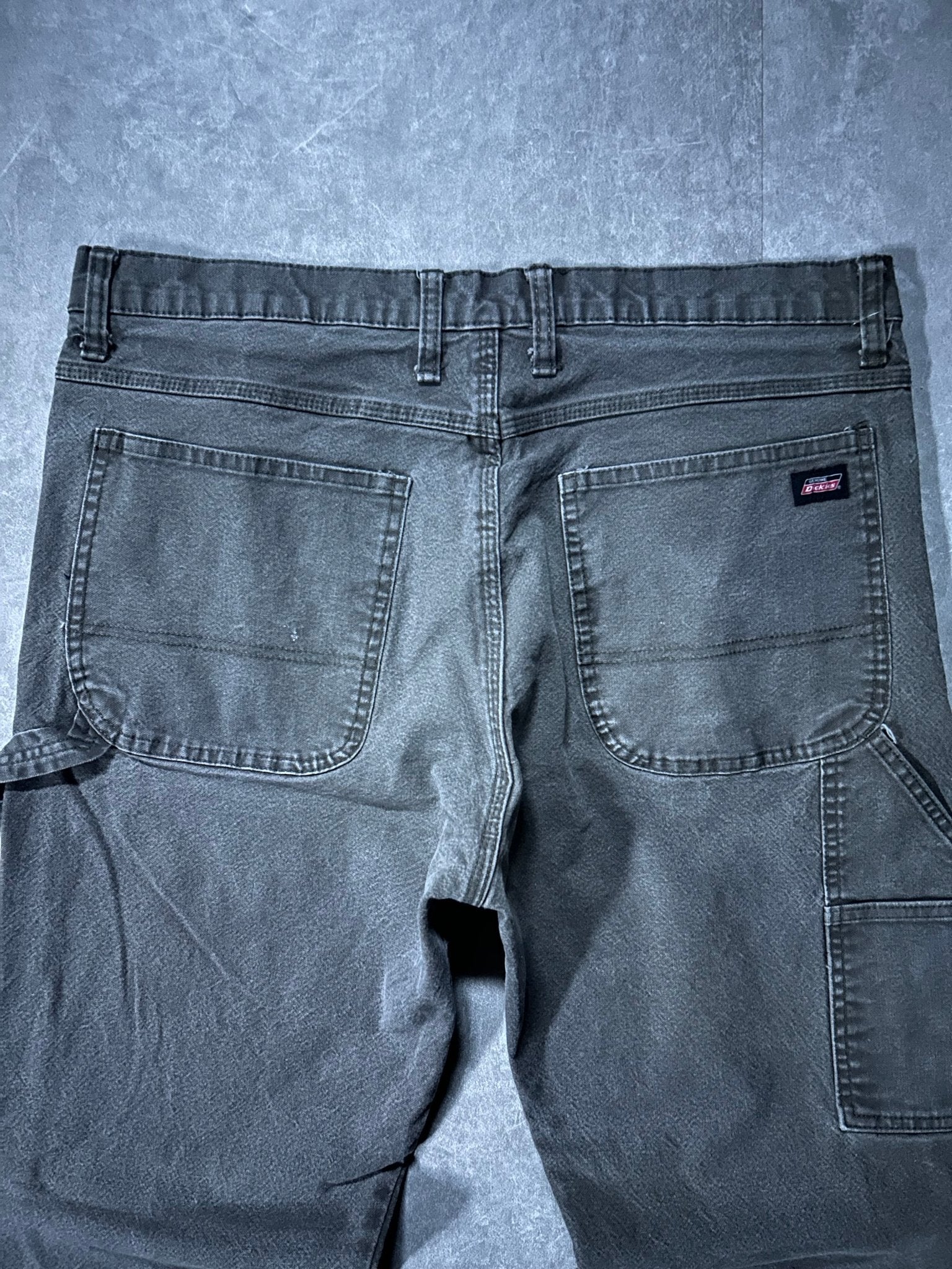 2000s Vintage Dickies Dark Gray Carpenter Pants 34 x 32 - 34 | Martin City Vintage
