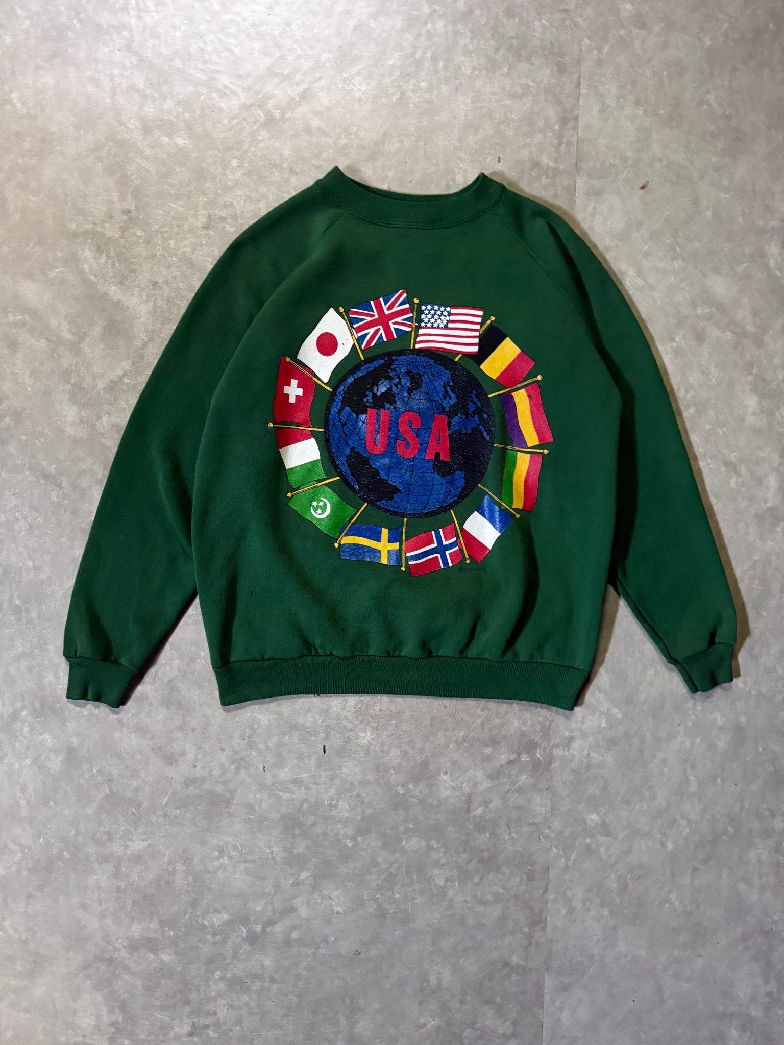 90's Vintage International Flags Green Crewneck -M - M | Martin City Vintage