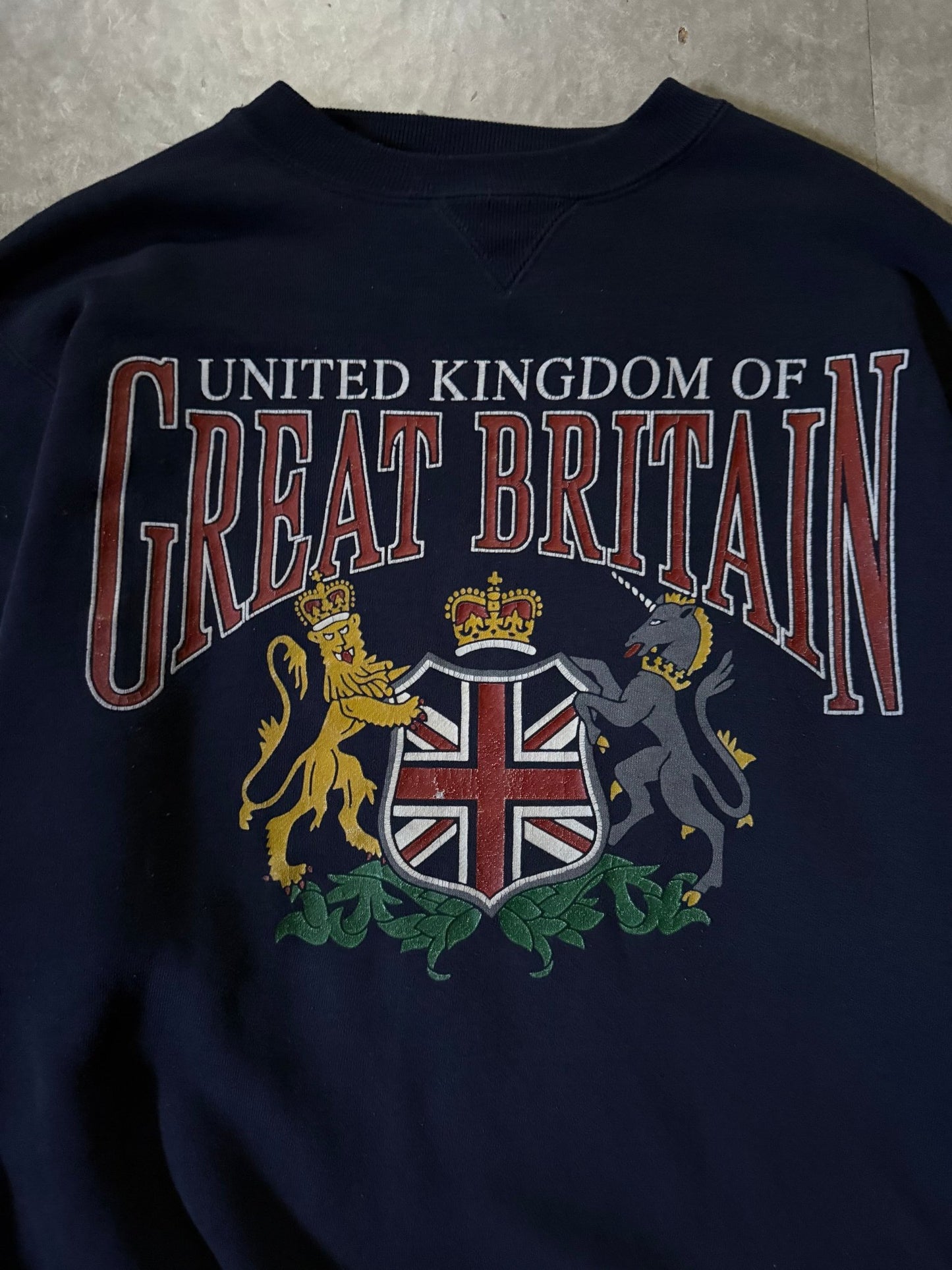90's Vintage United Kingdom of Great Britain Navy Crewneck -L - L | Martin City Vintage