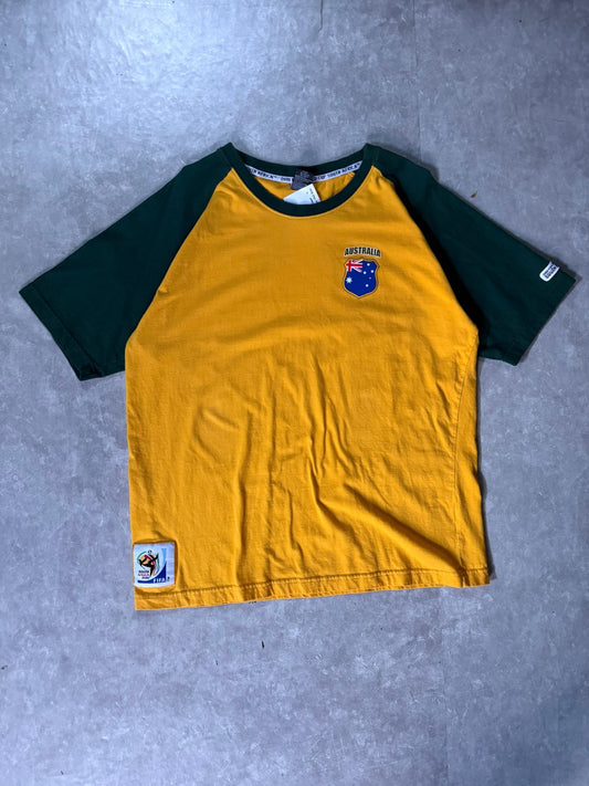 2010 Australia World Cup Yellow T-Shirt -L - L | Martin City Vintage