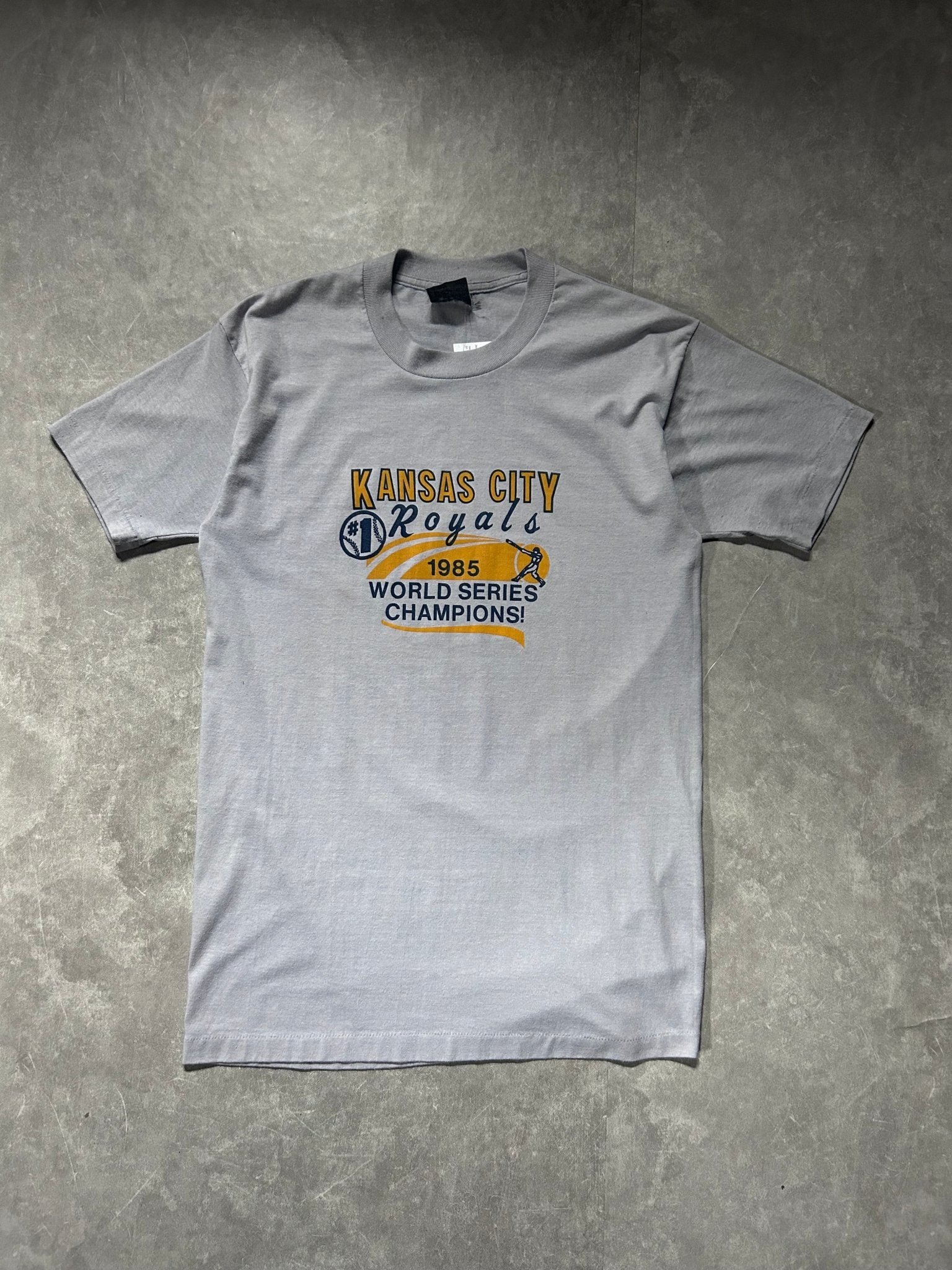 1985 Vintage Kansas City Royals World Series Champs Gray T Shirt - L - L | Martin City Vintage