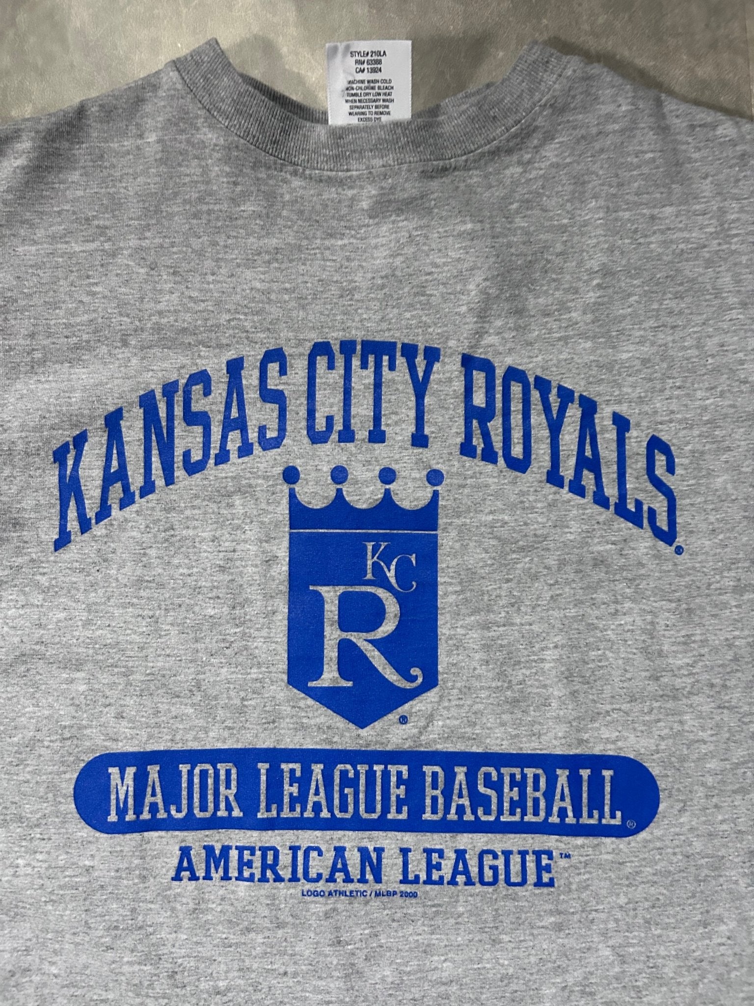 90s Vintage Kansas City Royals Logo Athletic Striped Sleeves Gray T Shirt - XL - XL | Martin City Vintage