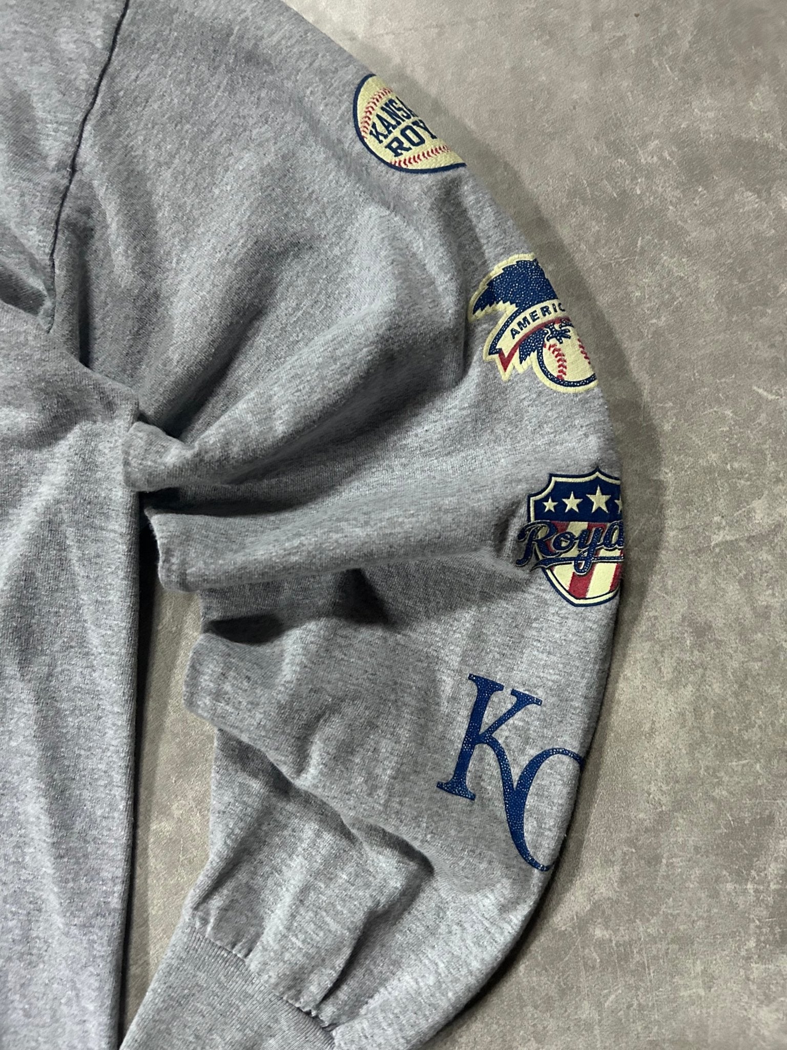 2000s Vintage Kansas City Royals Gray Long Sleeve Shirt - L - L | Martin City Vintage