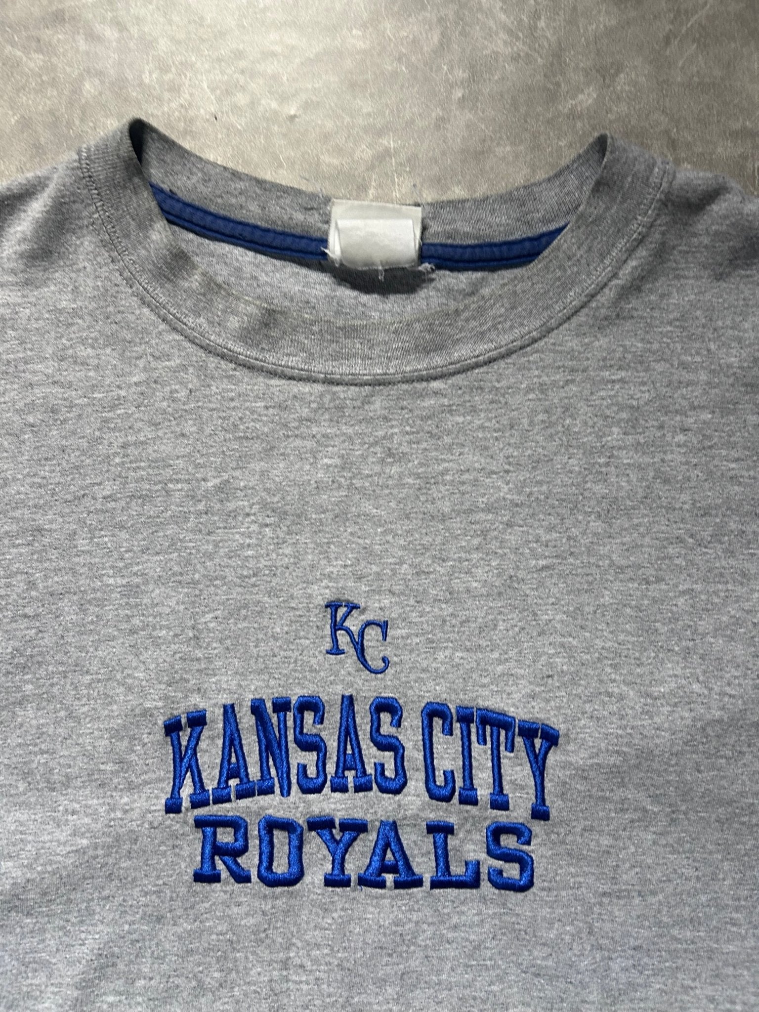 2000s Vintage Kansas City Royals Embroidered Gray T Shirt - XL - XL | Martin City Vintage