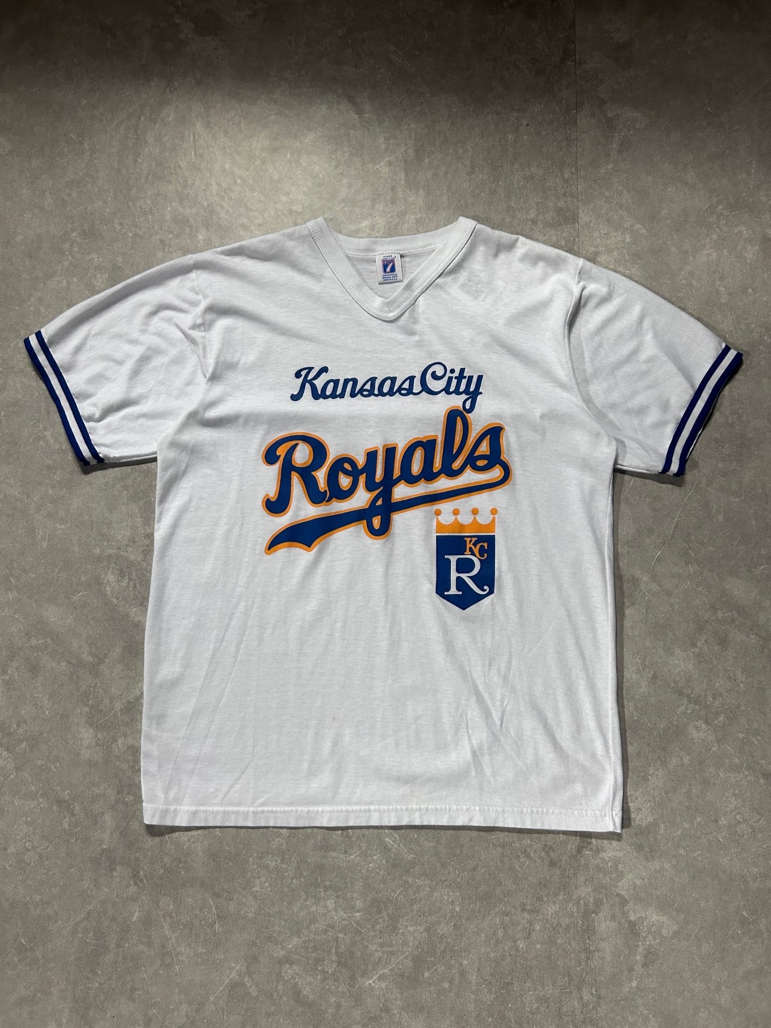 90s Vintage Kansas City Royals White V Neck T Shirt - L - L | Martin City Vintage