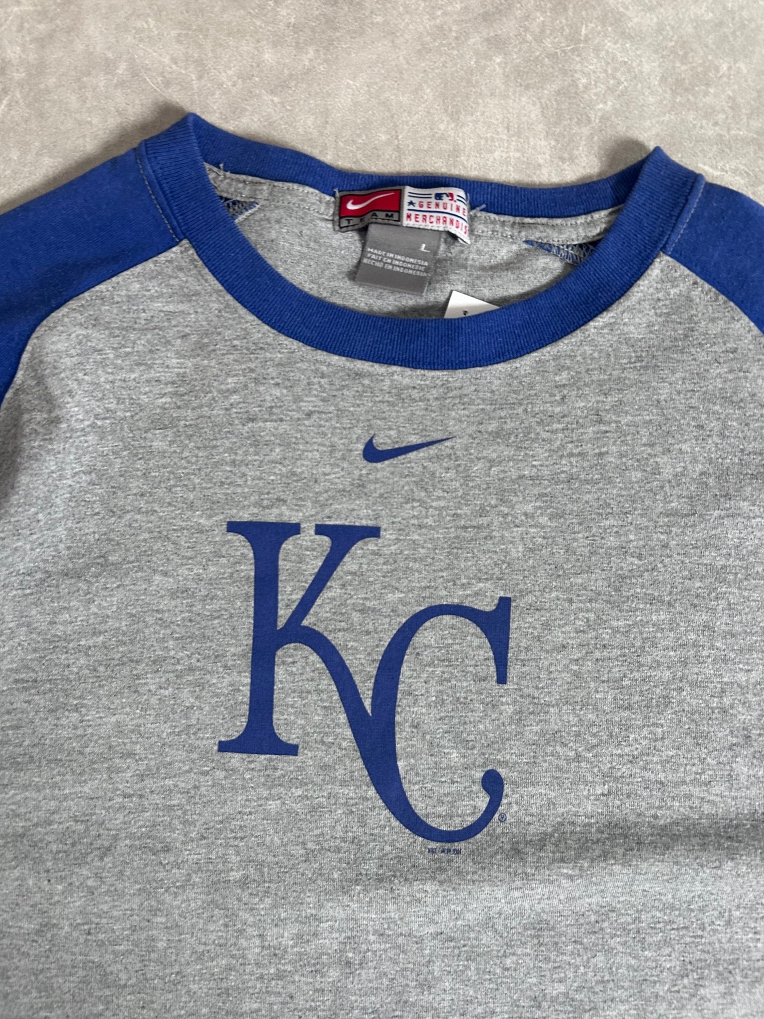 2000s vintage Kansas City Royals Logo Blue Sleeves Gray T Shirt - L - L | Martin City Vintage