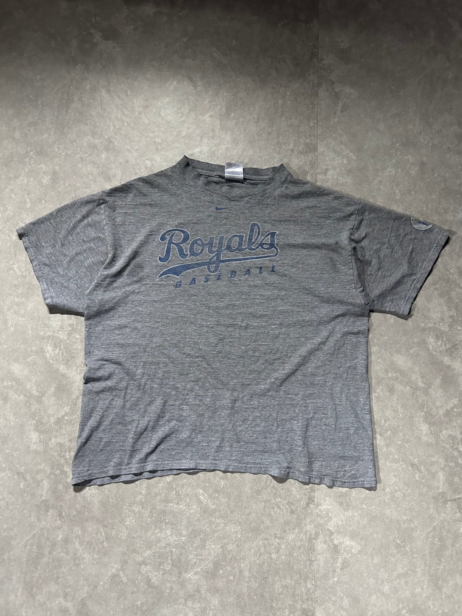 2000s Vintage Kansas City Royals Nike Faded Gray T Shirt - L - L | Martin City Vintage
