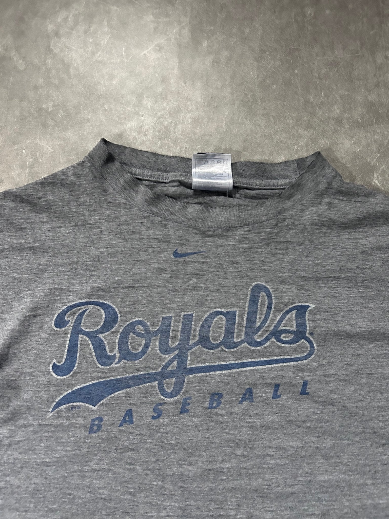 2000s Vintage Kansas City Royals Nike Faded Gray T Shirt - L - L | Martin City Vintage