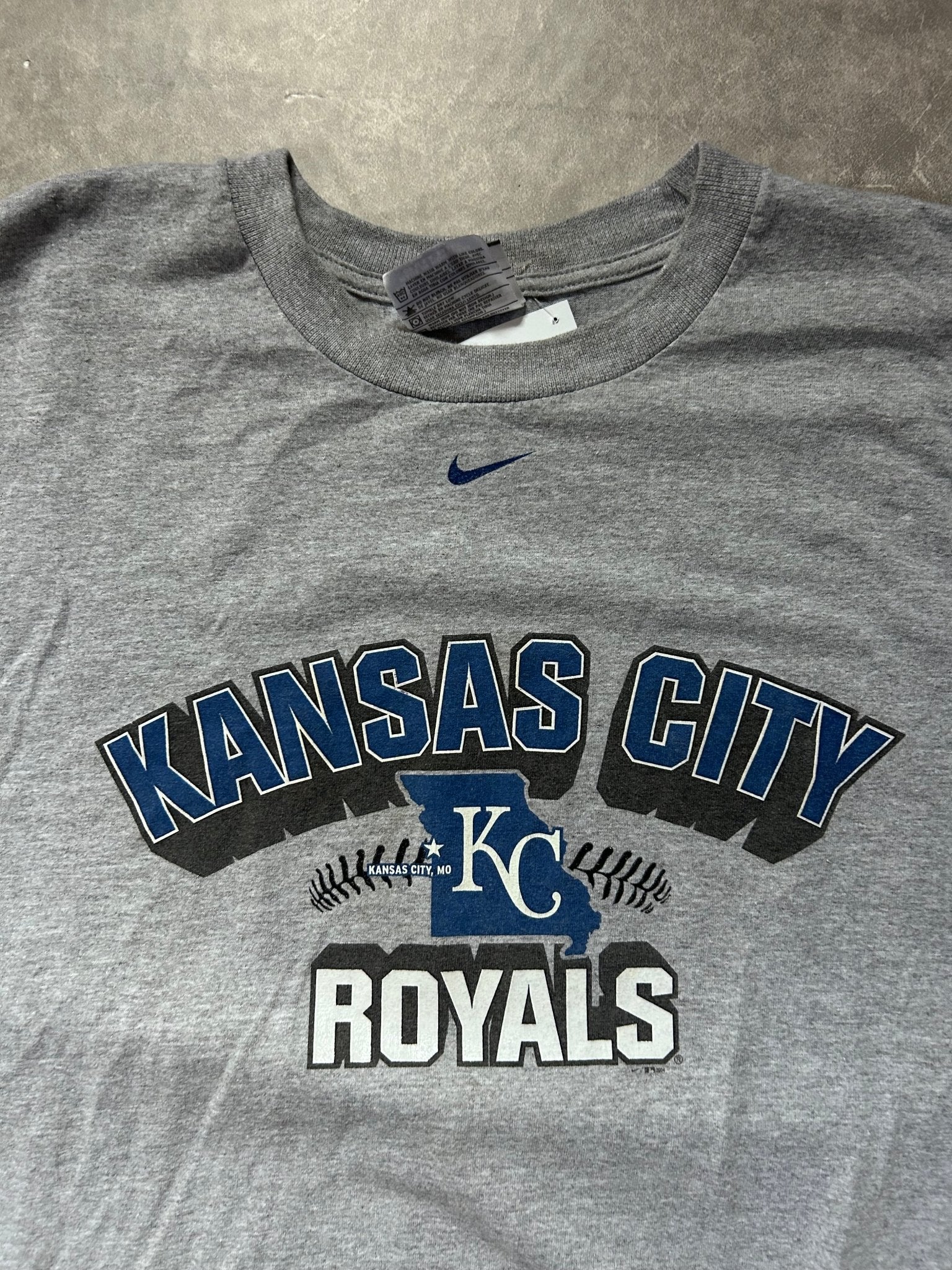 2000s Vintage Kansas City Royals Nike Center Swoosh Gray T Shirt - XXL - XXL | Martin City Vintage