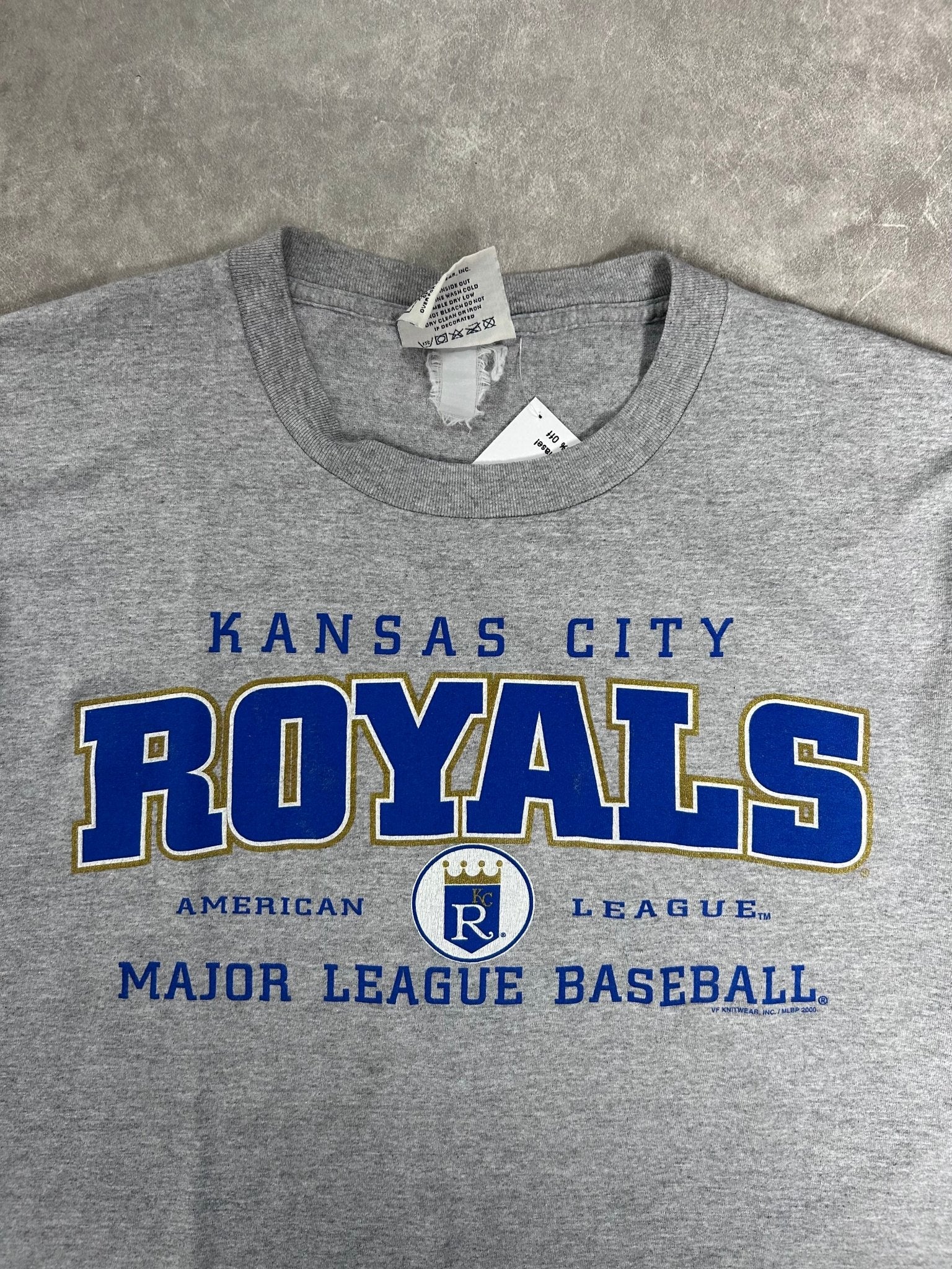 2000 vintage Kansas City Royals Lee Sport Gray T Shirt - L - L | Martin City Vintage