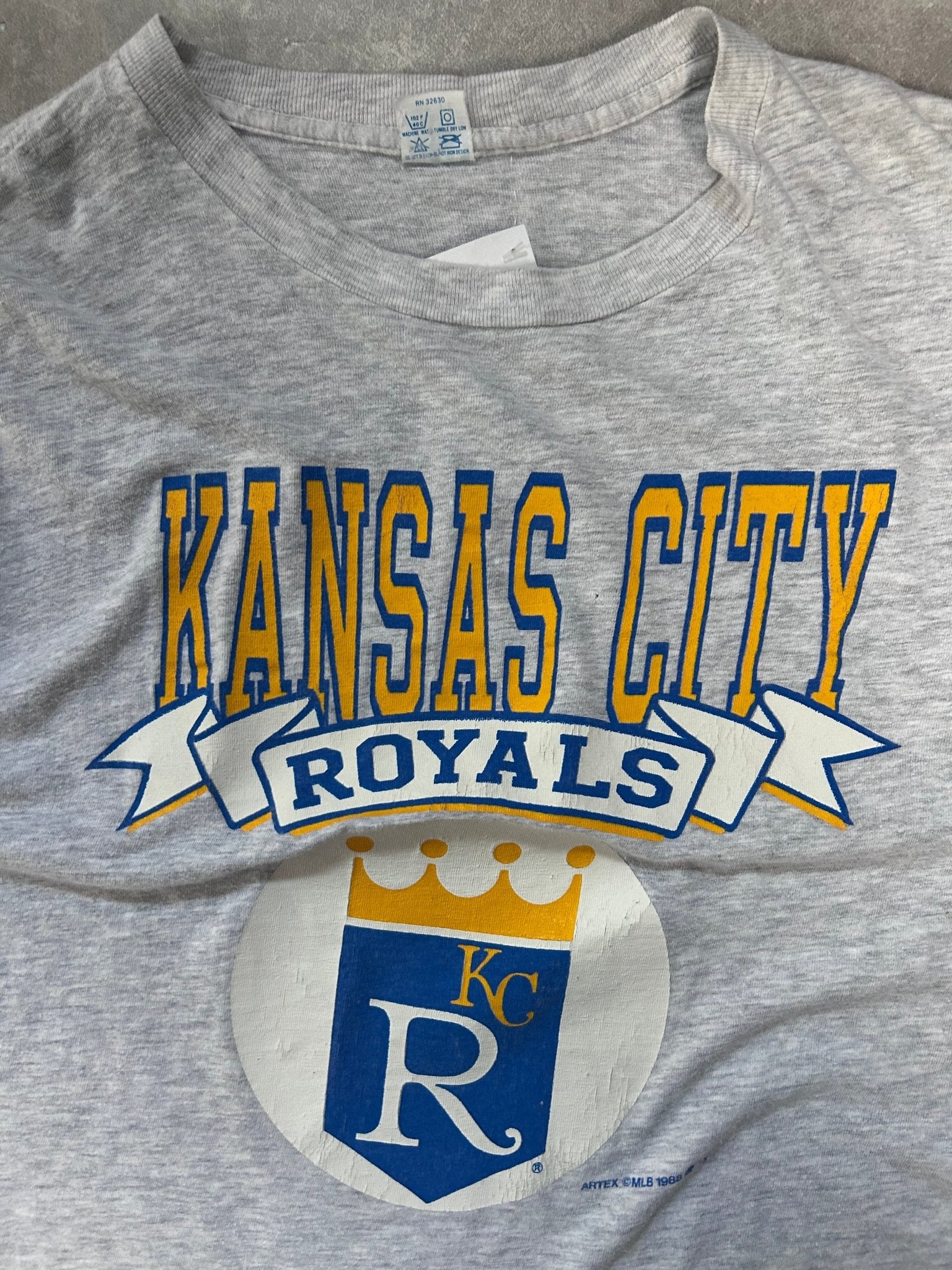 1988 Vintage Kansas City Royals Heather Gray T Shirt - L - L | Martin City Vintage