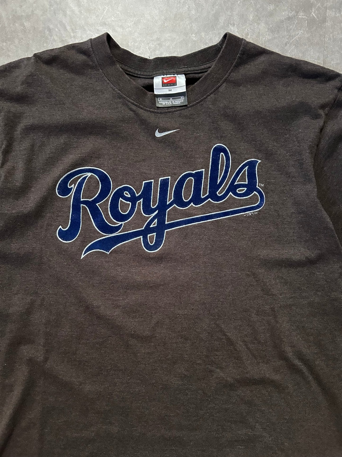 2000s Vintage Kansas City Royals Nike Grey Center Swoosh T Shirt - M - M | Martin City Vintage