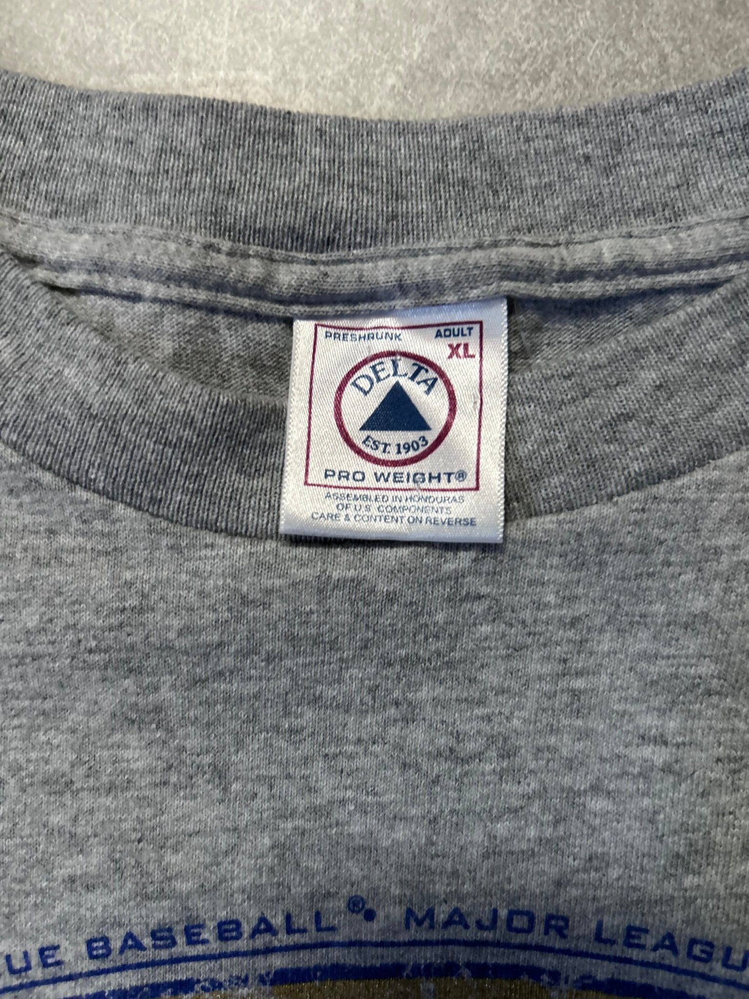 2001 vintage Kansas City Royals Gold Oval Gray T Shirt XL - XL | Martin City Vintage