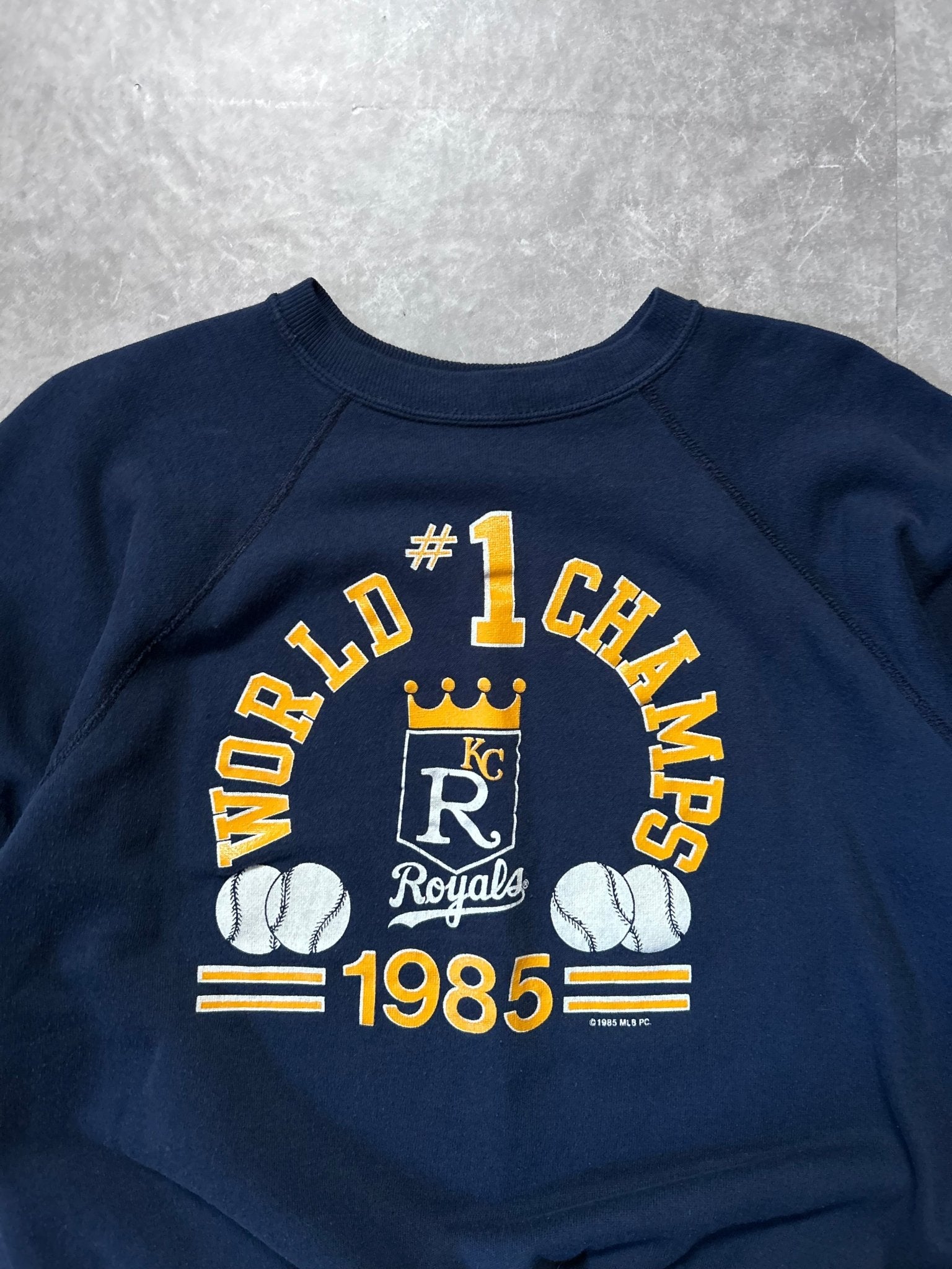 1985 Vintage Kansas City Royals World Series Champs Navy Crewneck - M - M | Martin City Vintage