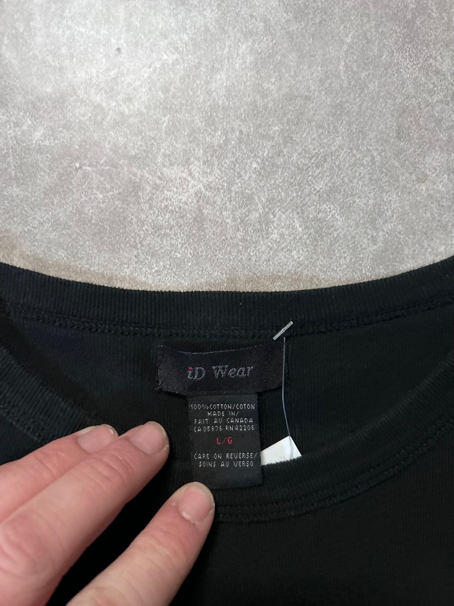 2000s Vintage Apple Embroidered Black T Shirt - L - | Martin City Vintage