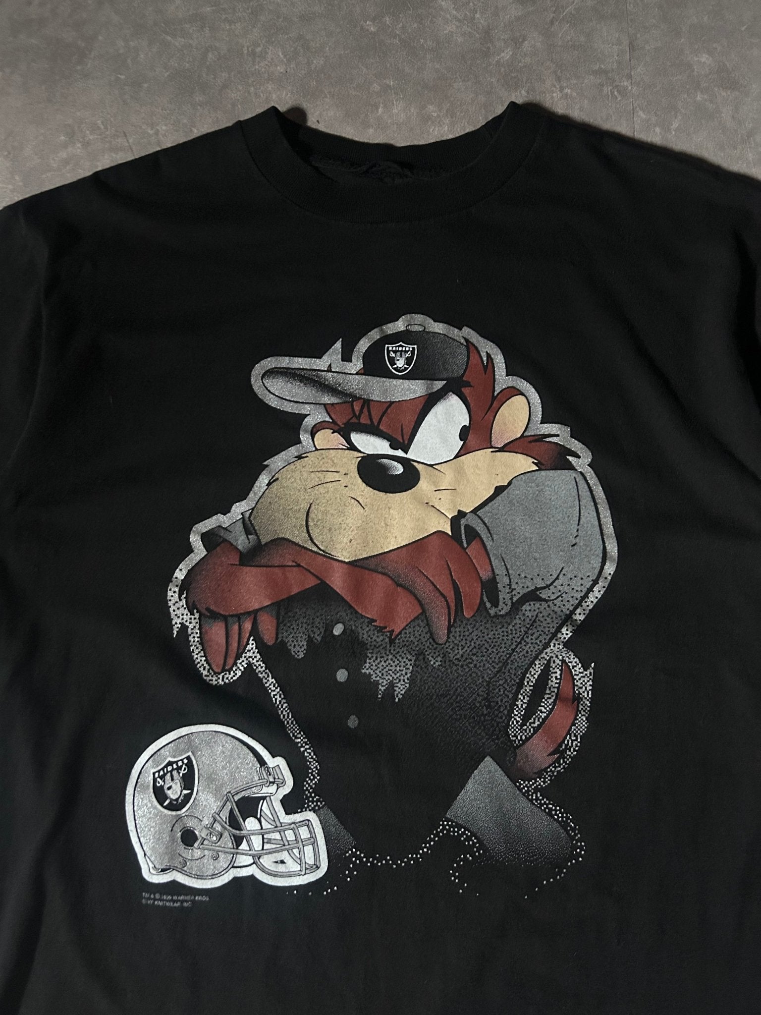 90's Vintage Oakland Raiders Looney Tunes Big Print Black T-Shirt - XL - XL | Martin City Vintage