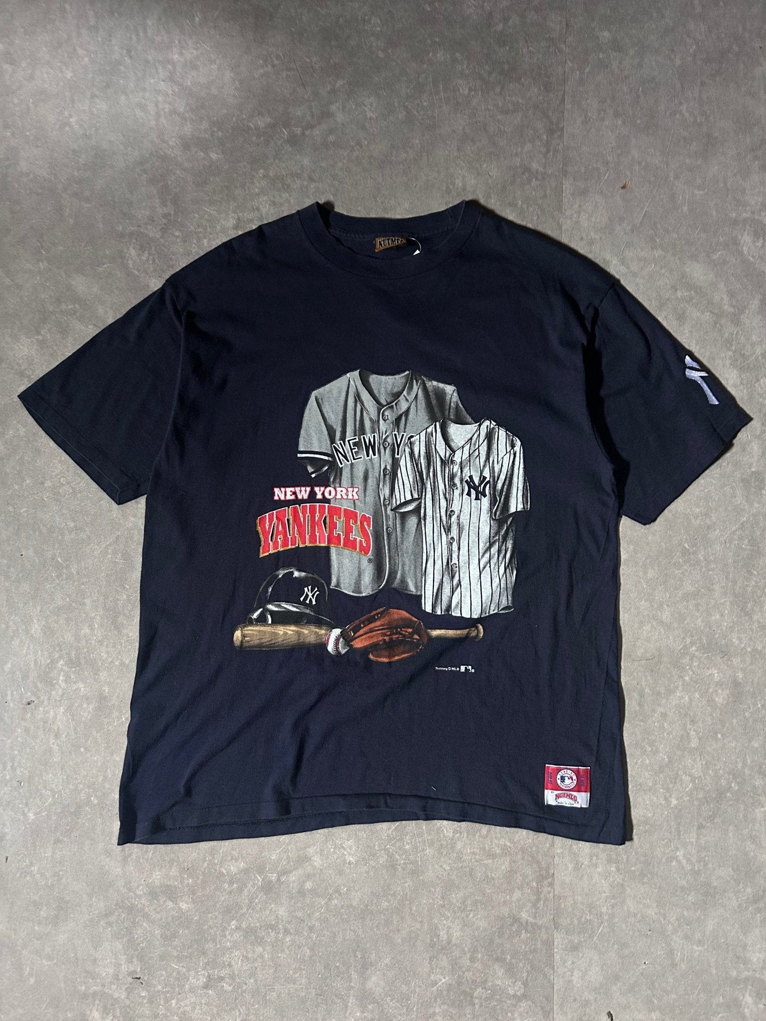90's Vintage New York Yankees Nutmeg Navy T-Shirt - XL - XL | Martin City Vintage