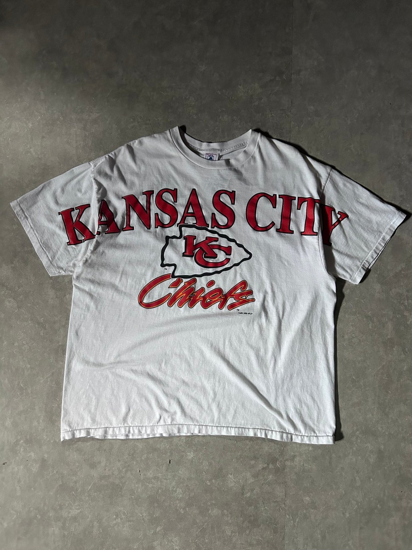 90's Vintage Kansas City Chiefs Spell Out White T-Shirt - XXL - XXL | Martin City Vintage