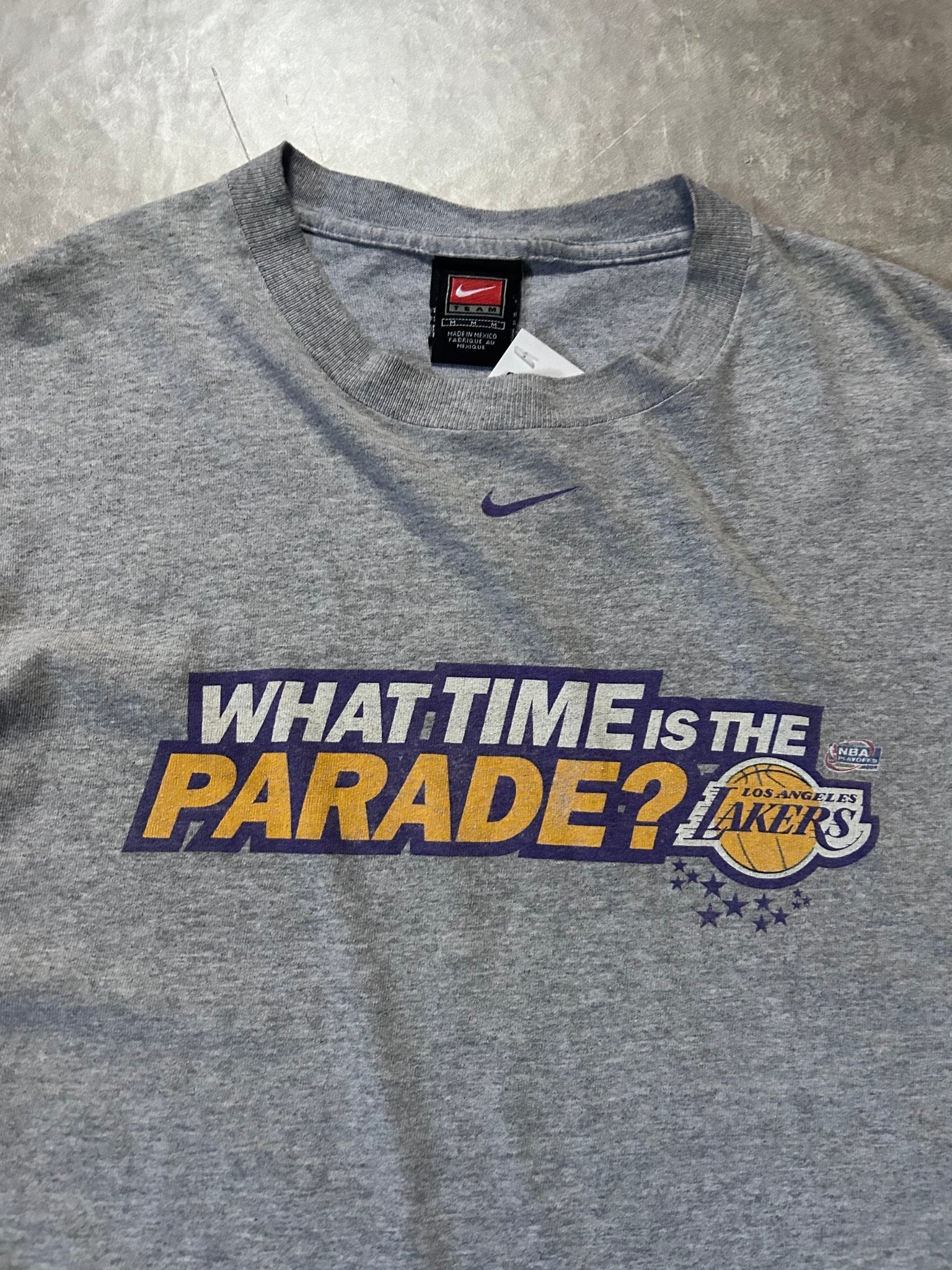 2000's Vintage Los Angeles Lakers Nike Gray T-Shirt - M - M | Martin City Vintage