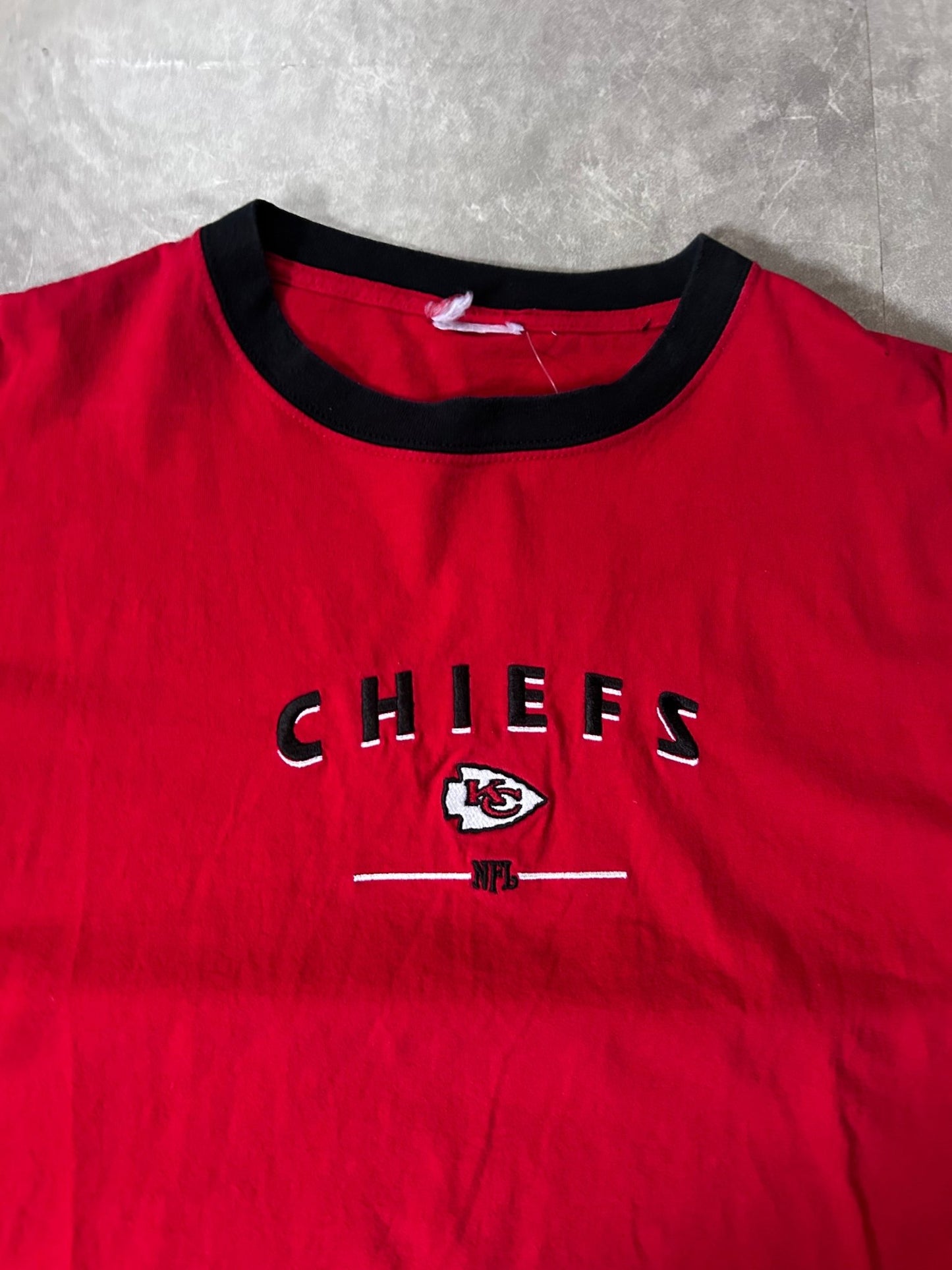 90's Vintage Kansas City Chiefs Embroidered Red T-Shirt - XL - XL | Martin City Vintage