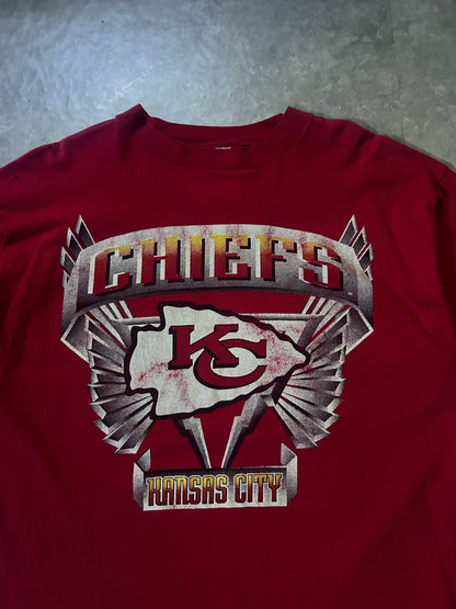 90's Vintage Kansas City Chiefs Wing Print Red T-Shirt - XL - XL | Martin City Vintage