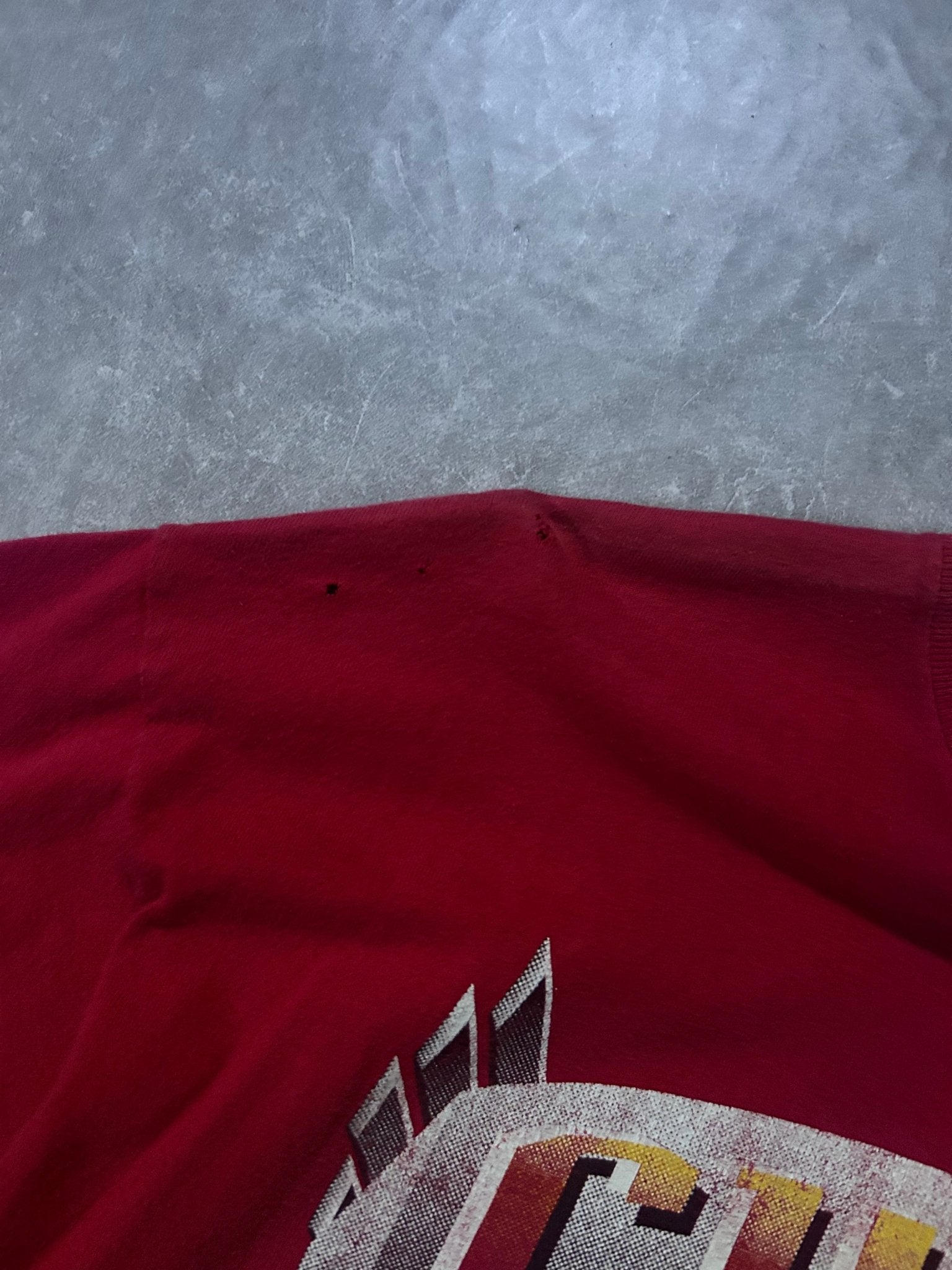 90's Vintage Kansas City Chiefs Wing Print Red T-Shirt - XL - XL | Martin City Vintage