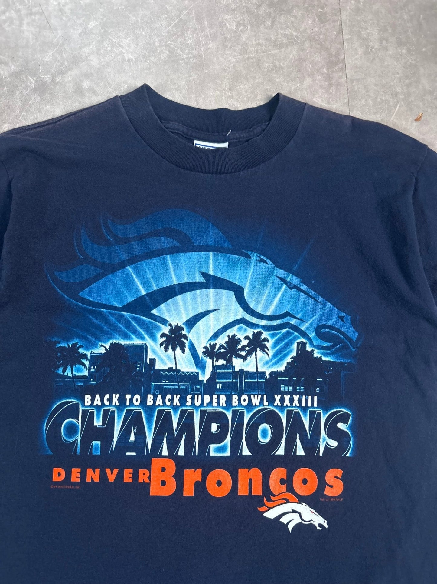 1998 Vintage Denver Broncos Superbowl Champions Navy T-Shirt - L - L | Martin City Vintage