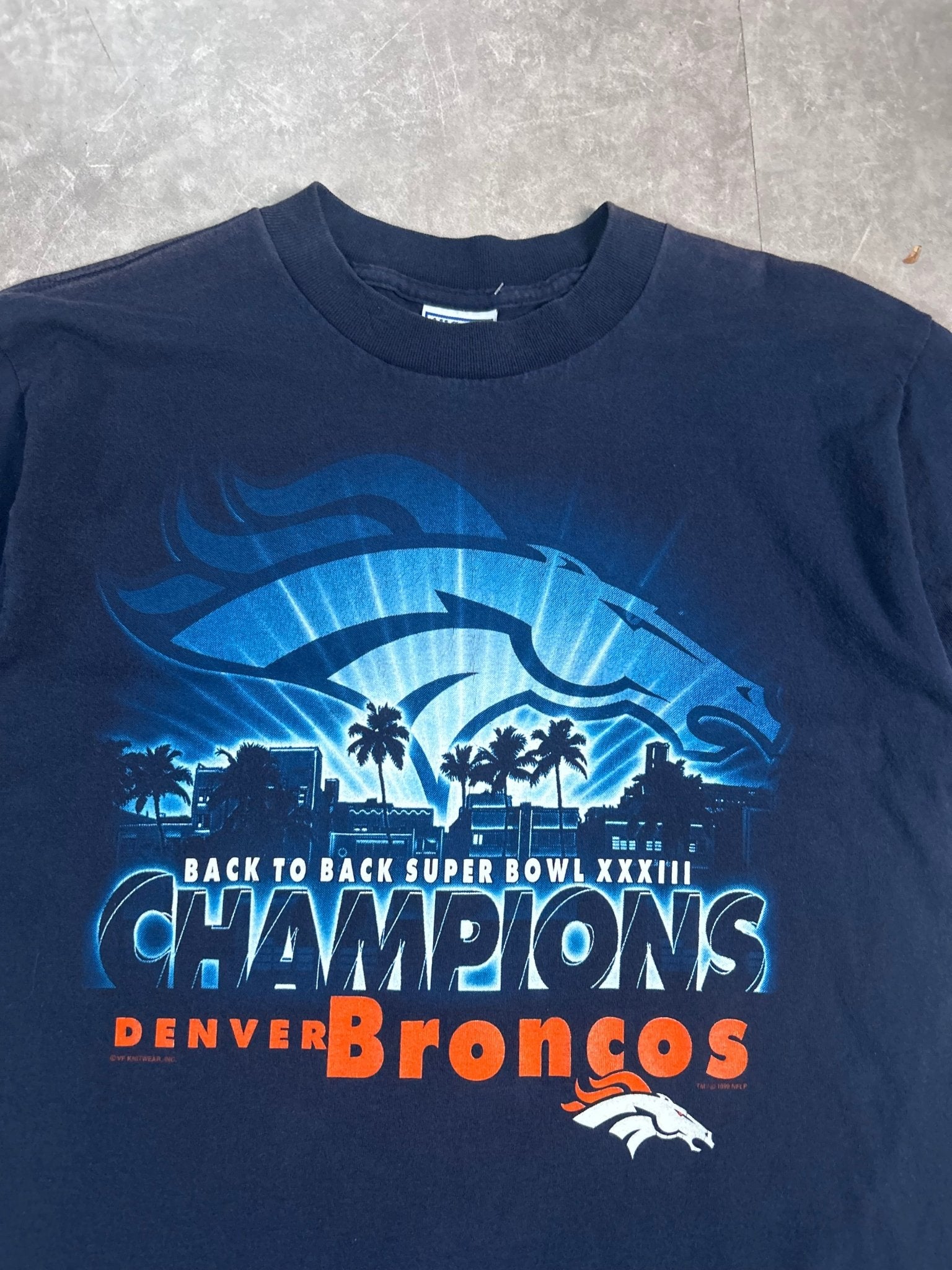 1998 Vintage Denver Broncos Superbowl Champions Navy T-Shirt - L - L | Martin City Vintage