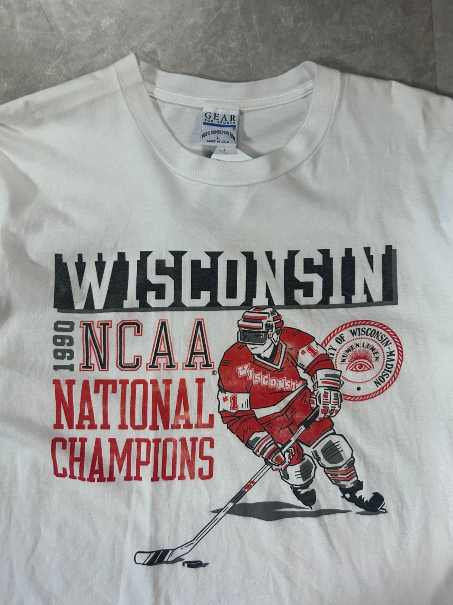 1990 Vintage Wisconsin Badgers Hockey National Champions White T-Shirt - L - L | Martin City Vintage