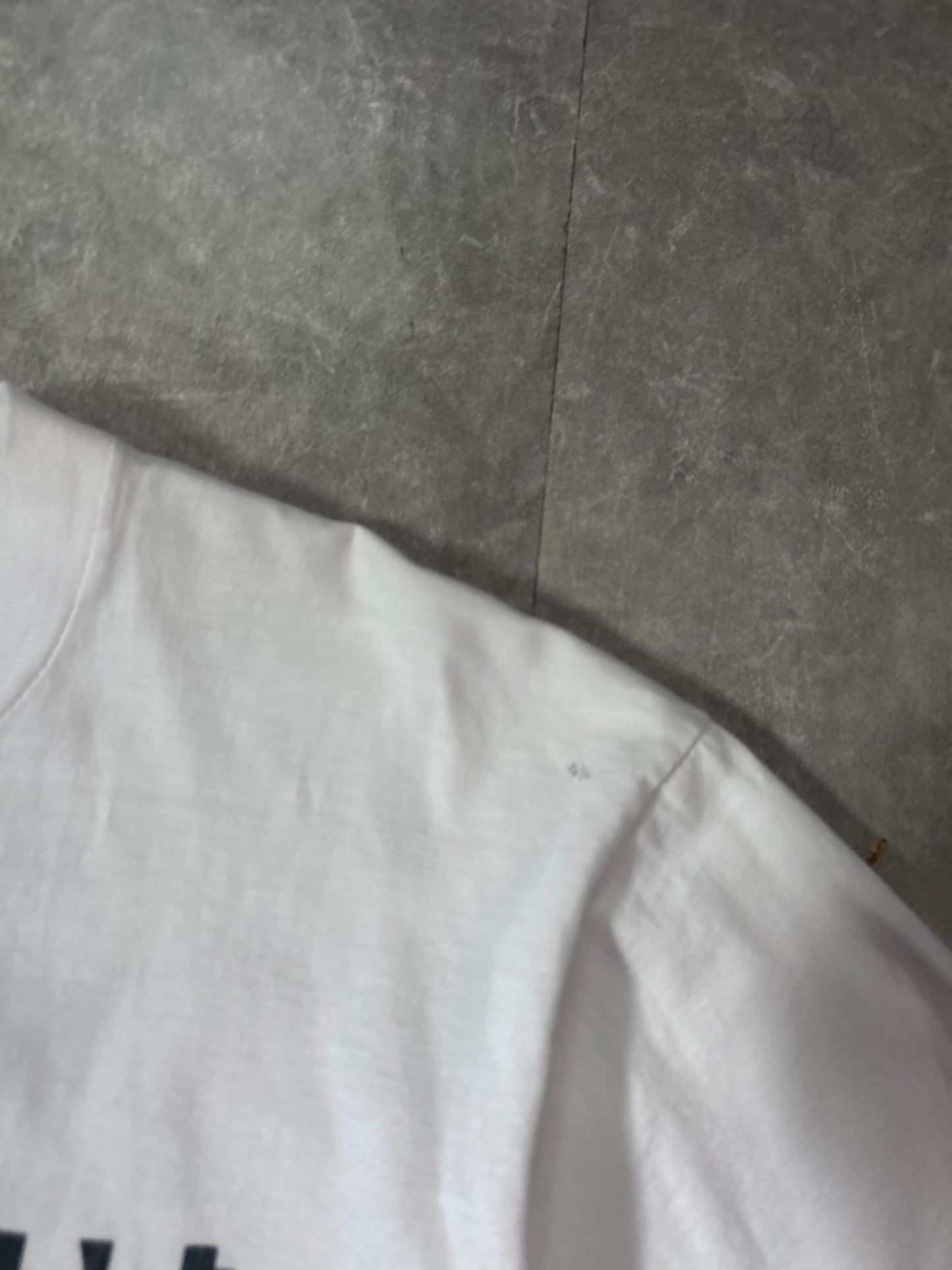 1990 Vintage Wisconsin Badgers Hockey National Champions White T-Shirt - L - L | Martin City Vintage