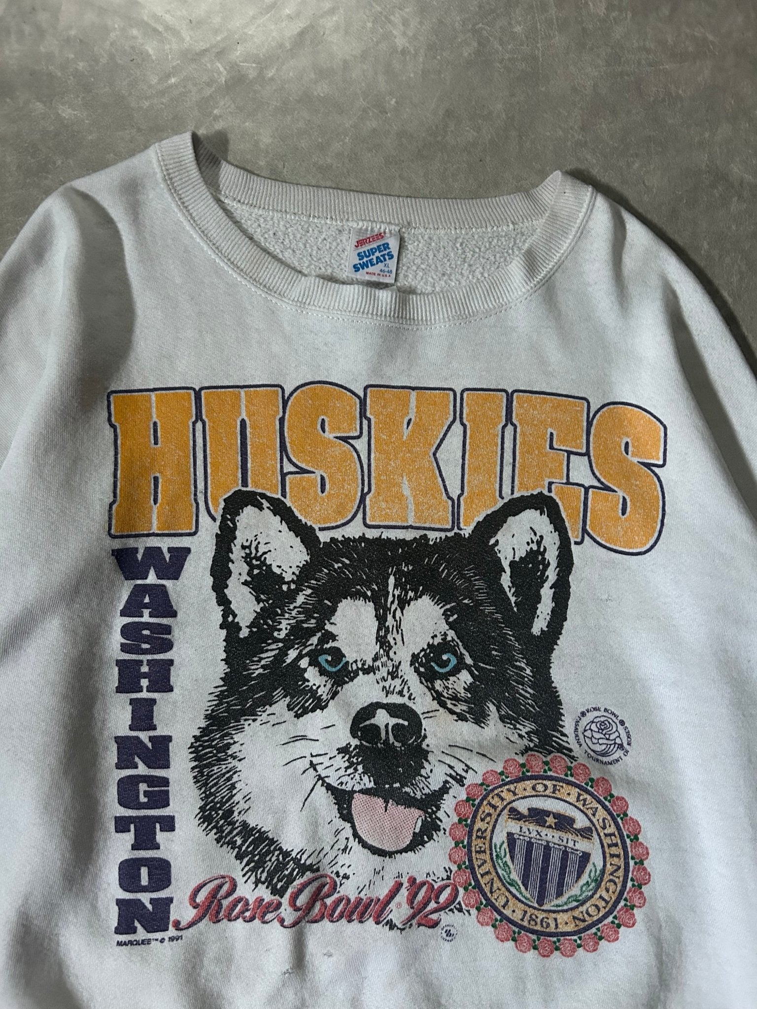 1992 Vintage Washington Huskies Rose Bowl Distressed White Crewneck - XL - XL | Martin City Vintage
