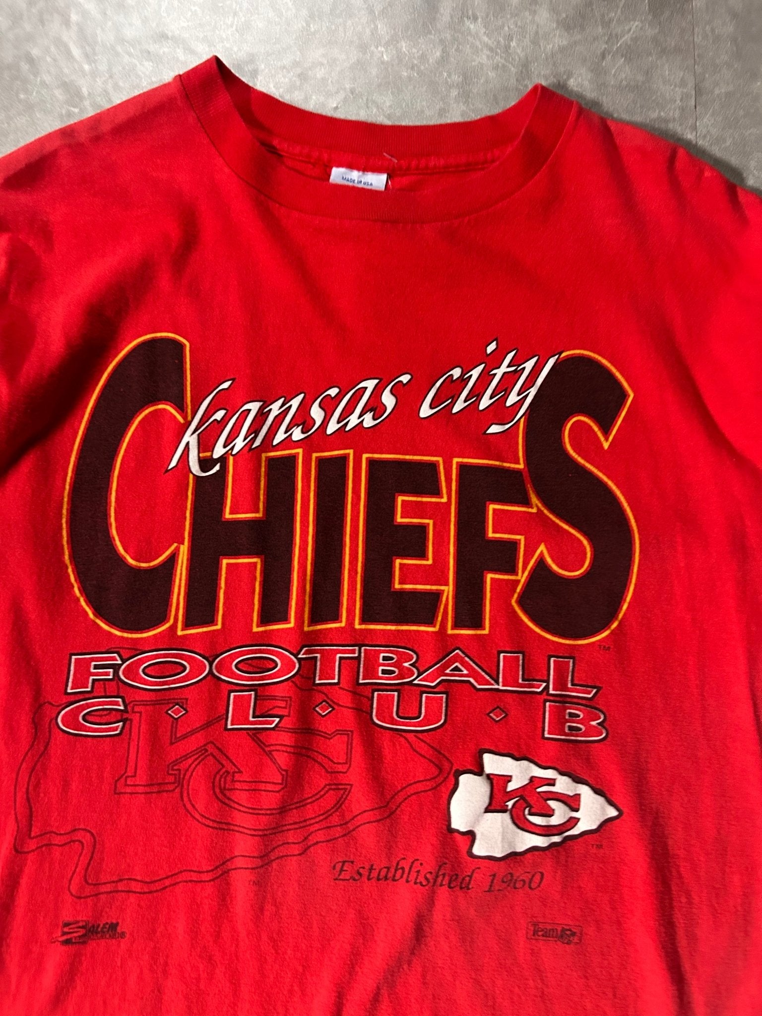 90's Vintage Kansas City Chiefs Salem Red T-Shirt - L - L | Martin City Vintage