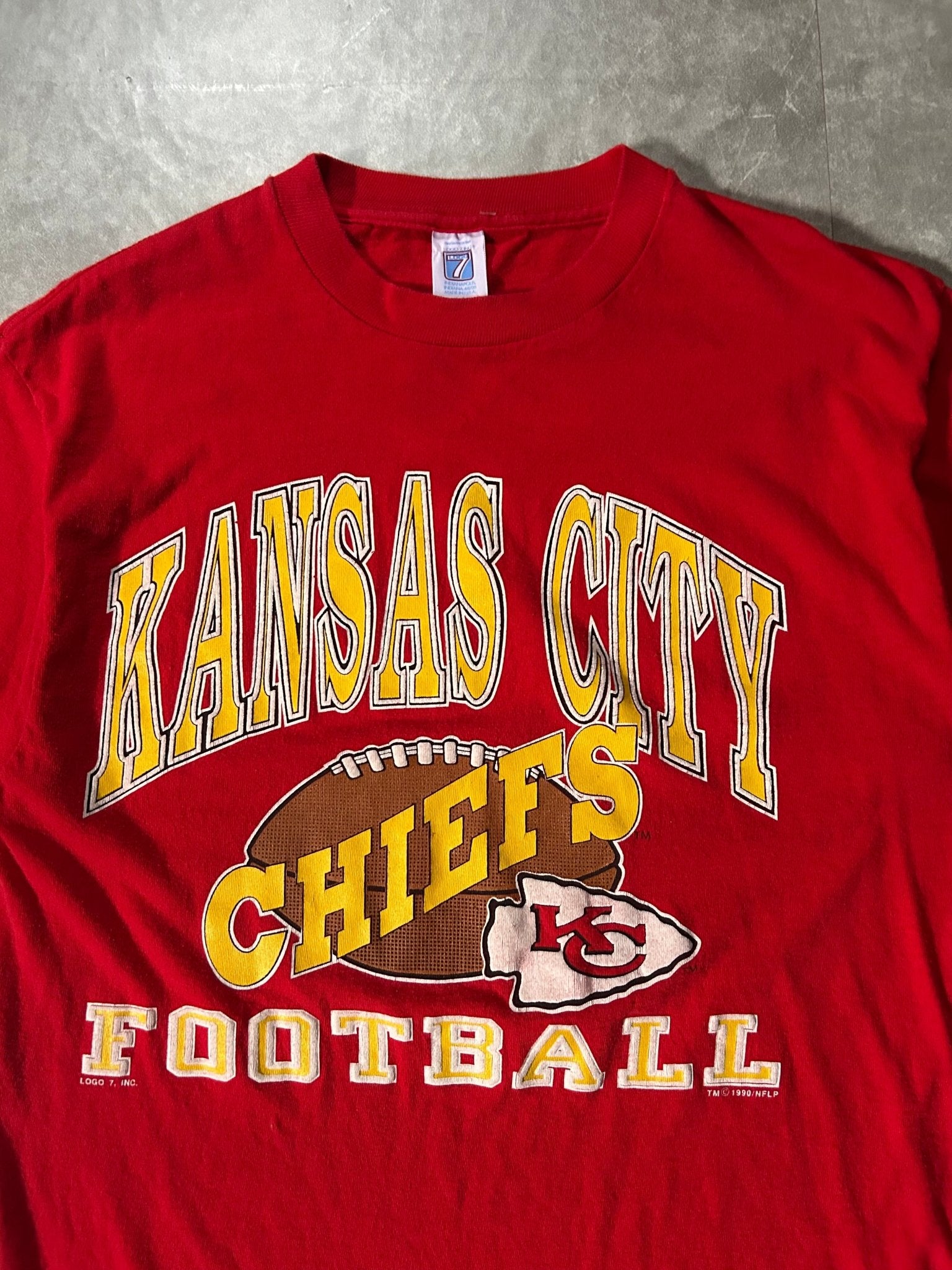 90's Vintage Kansas City Chiefs Logo7 Red T-Shirt - L - L | Martin City Vintage