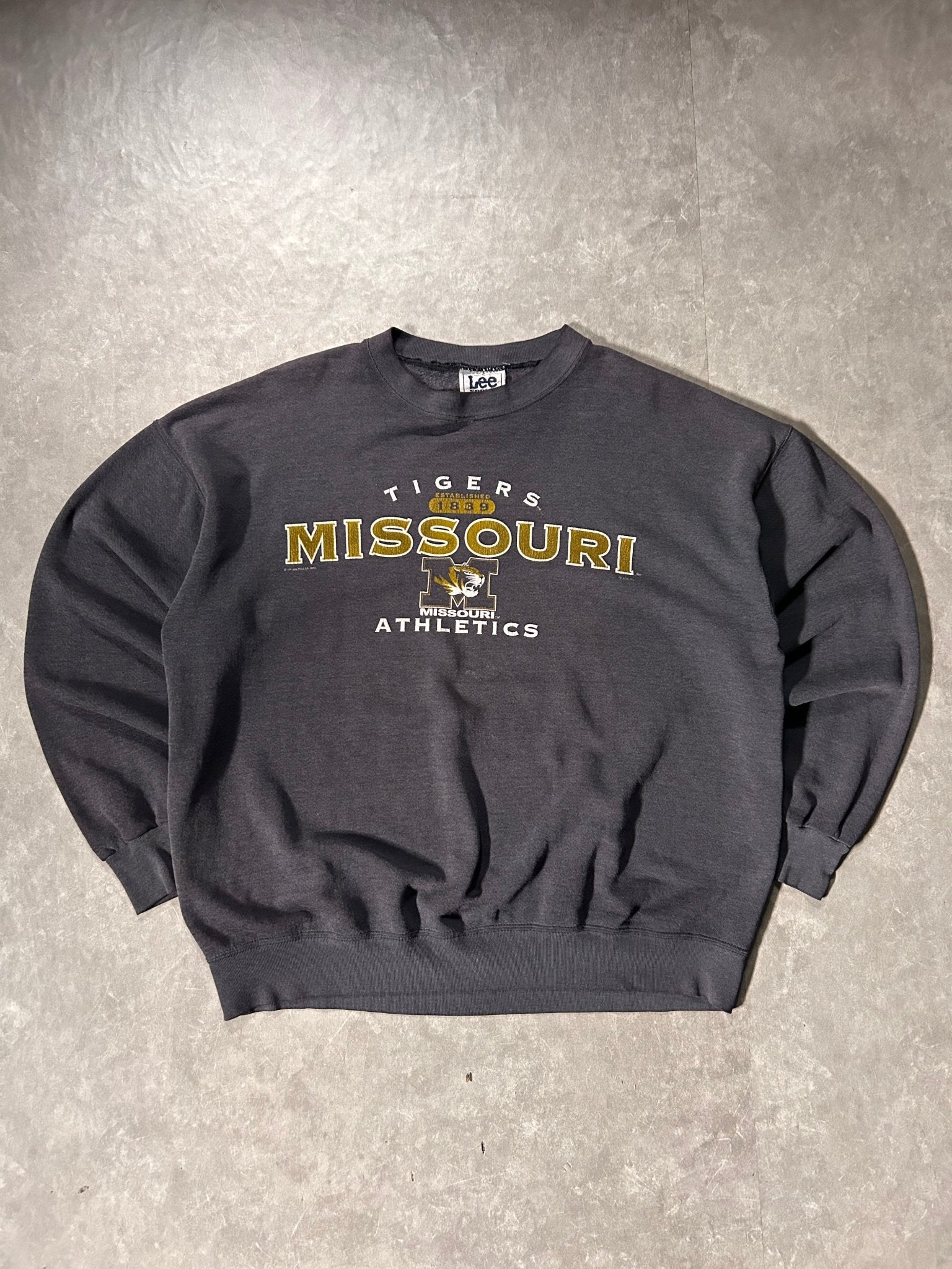 90's Vintage Missouri Tigers Faded Black Crewneck - XL - XL | Martin City Vintage