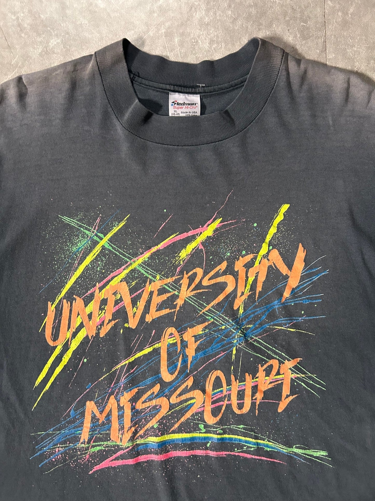 90's Vintage Mizzou Tigers Paint Splatter Faded Black T-Shirt - XL - XL | Martin City Vintage
