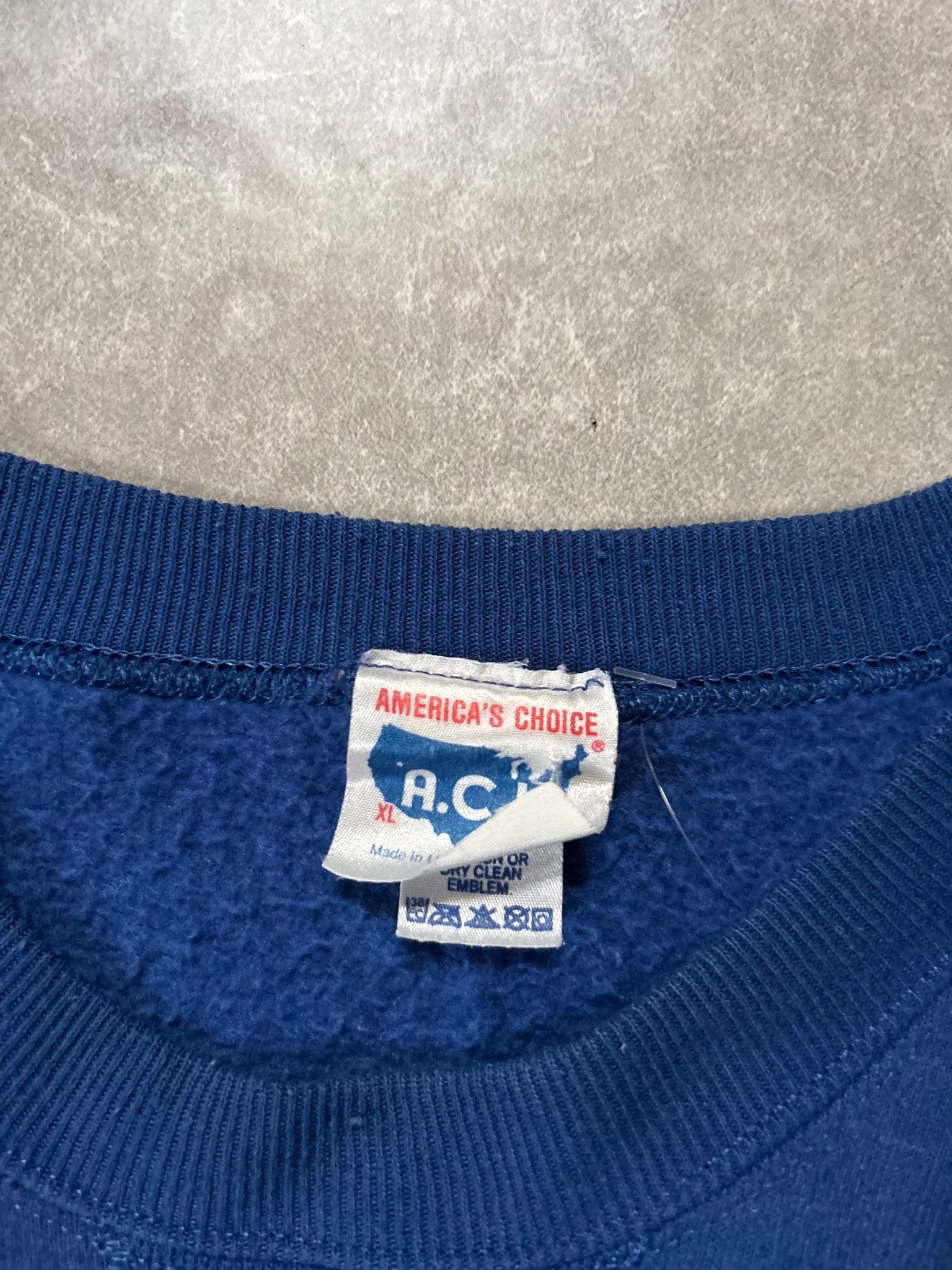 90's Vintage Kansas Jayhawk Basketball Blue Crewneck - XL - XL | Martin City Vintage