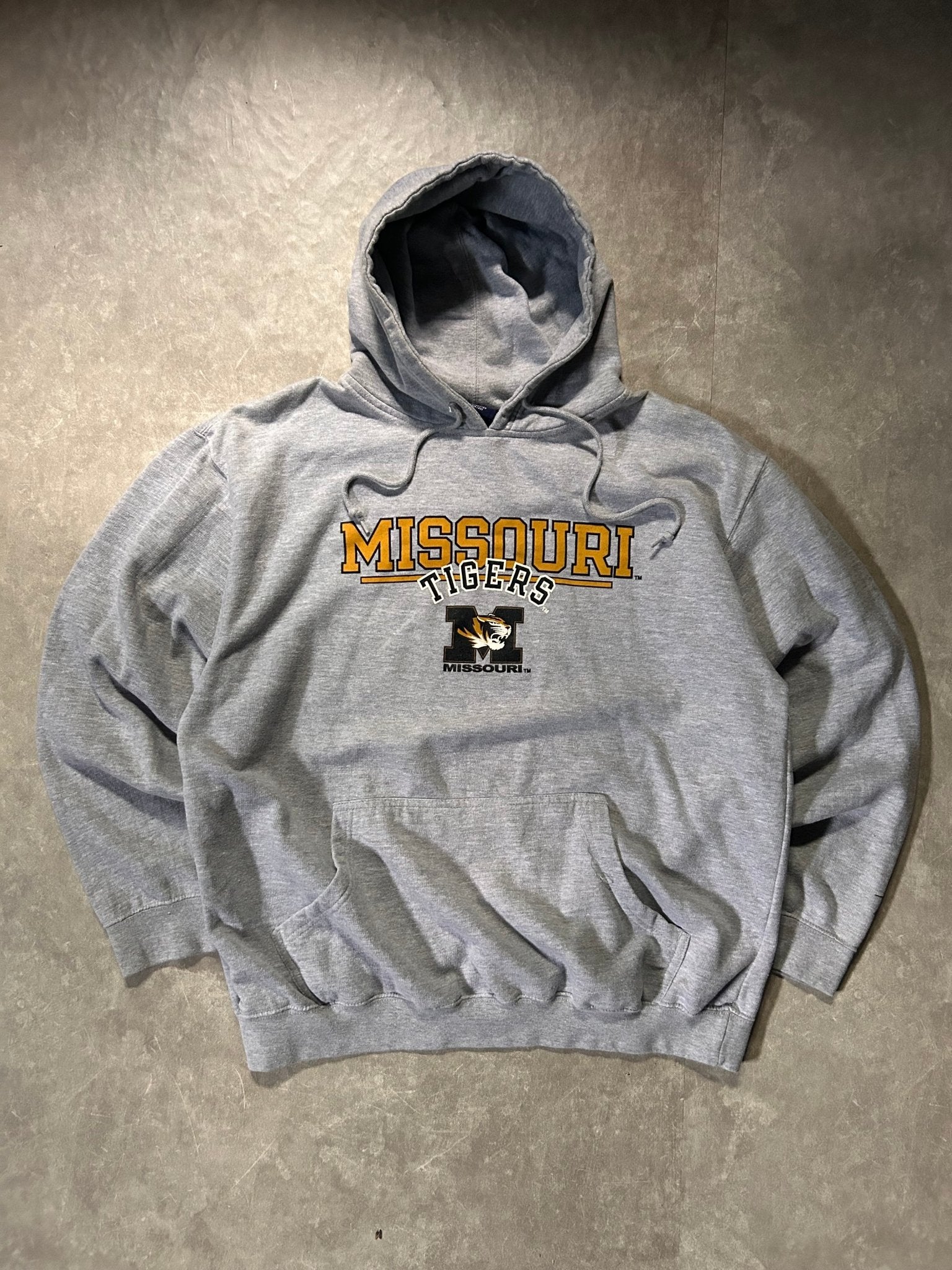 2000's Vintage Missouri Tigers Grey Hoodie - XL - XL | Martin City Vintage