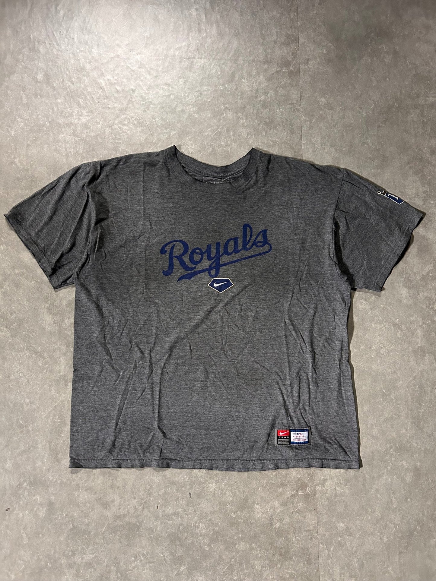 2000's Vintage Kansas City Royals Nike Grey T-Shirt - XL - XL | Martin City Vintage