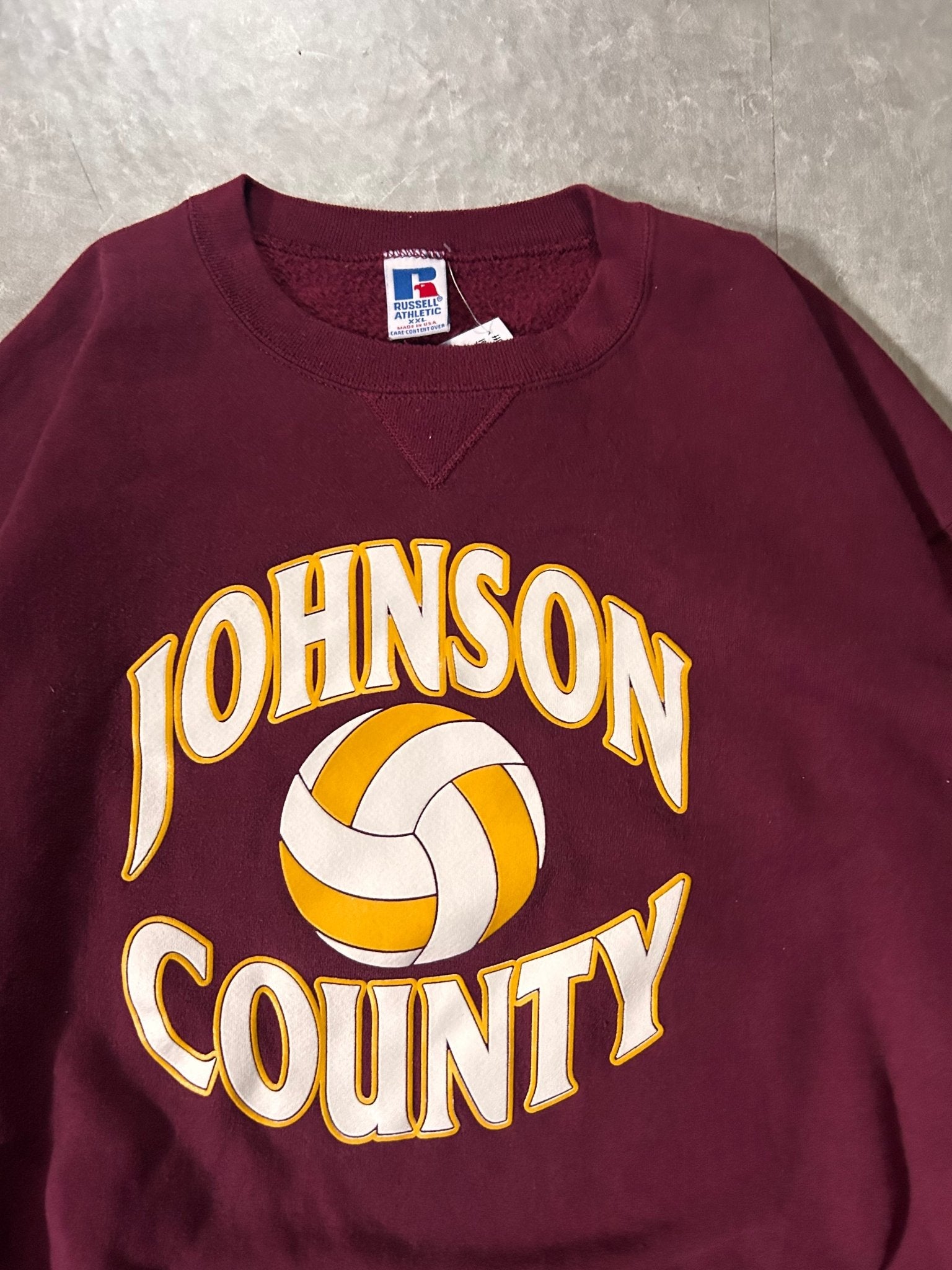 90's Vintage Johnson County Community College Volleyball Maroon Crewneck - XXL - XXL | Martin City Vintage
