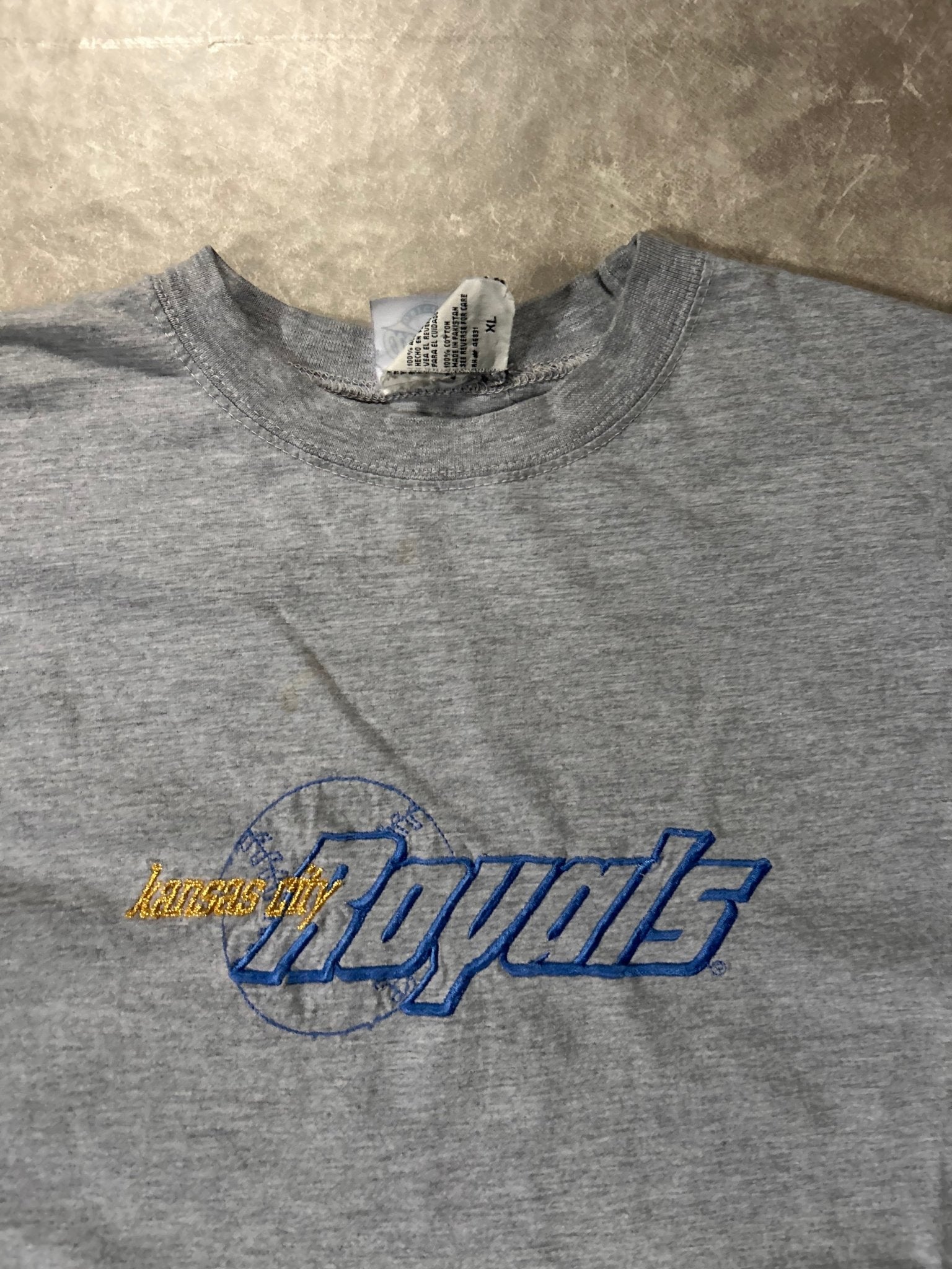 90's Vintage Kansas City Royals Embroidered Grey T-Shirt - XL - XL | Martin City Vintage