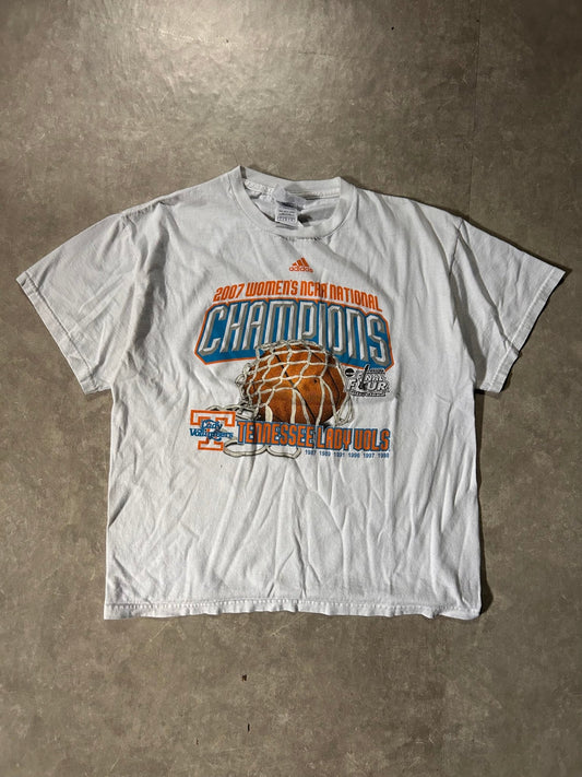 2007 Vintage NCAA National Champion Tennessee Lady Vols White T-Shirt - L - L | Martin City Vintage