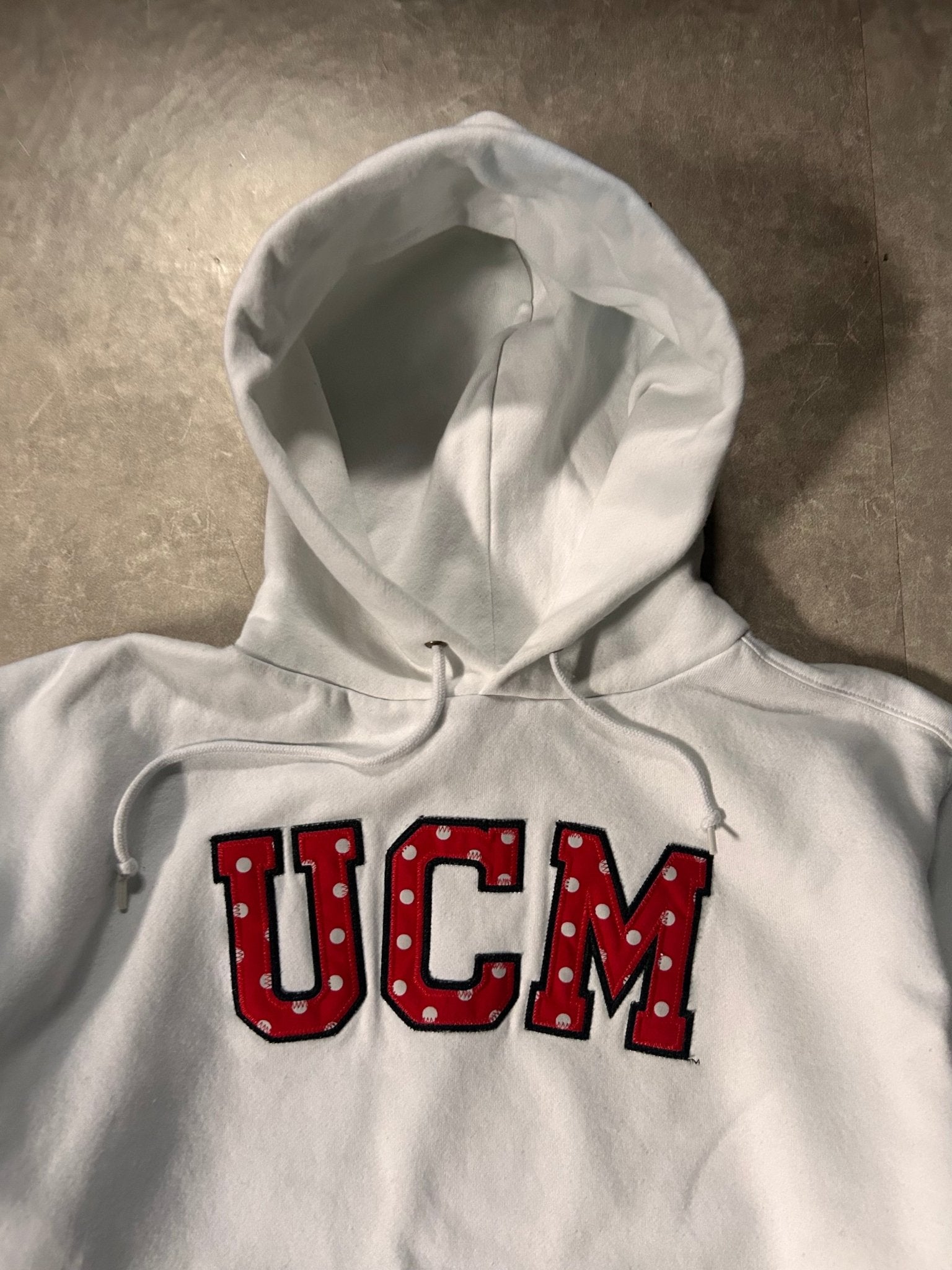 2000's Vintage University of Central Missouri Embroidered White Hoodie - M - M | Martin City Vintage