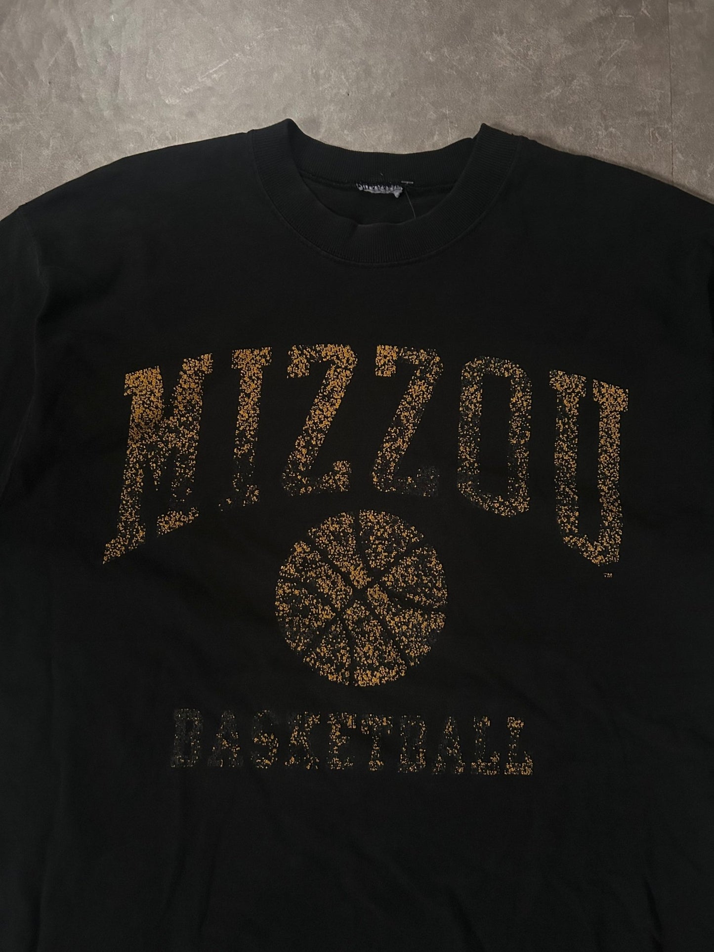 90's Vintage Missouri Tigers Basketball Distressed Faded Black T-Shirt - L - L | Martin City Vintage