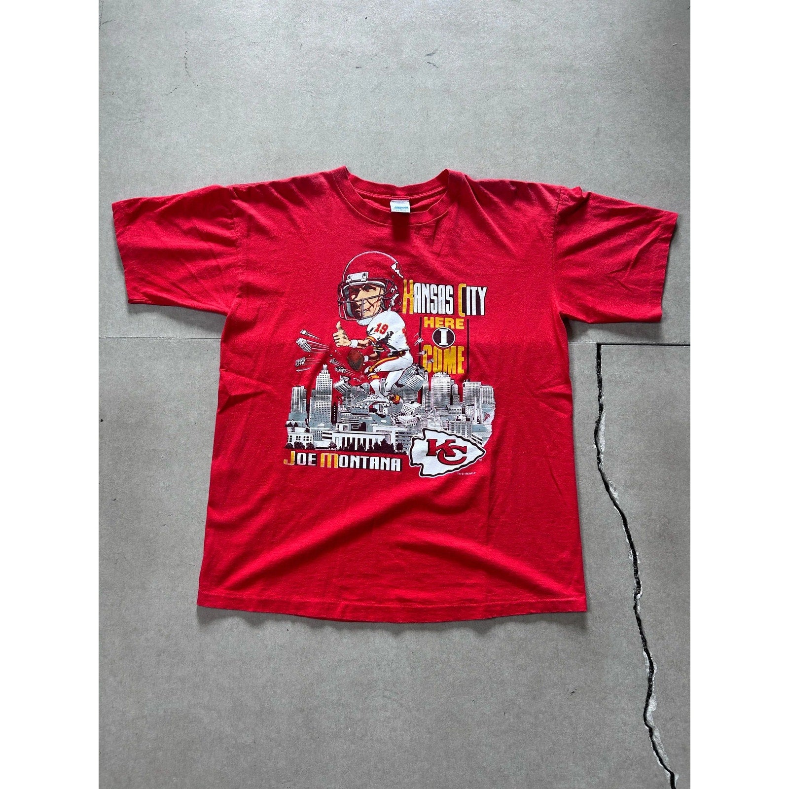 90s Vintage Kansas City Chiefs Joe Montana Salem Sportswear Caricature Red T - | Martin City Vintage